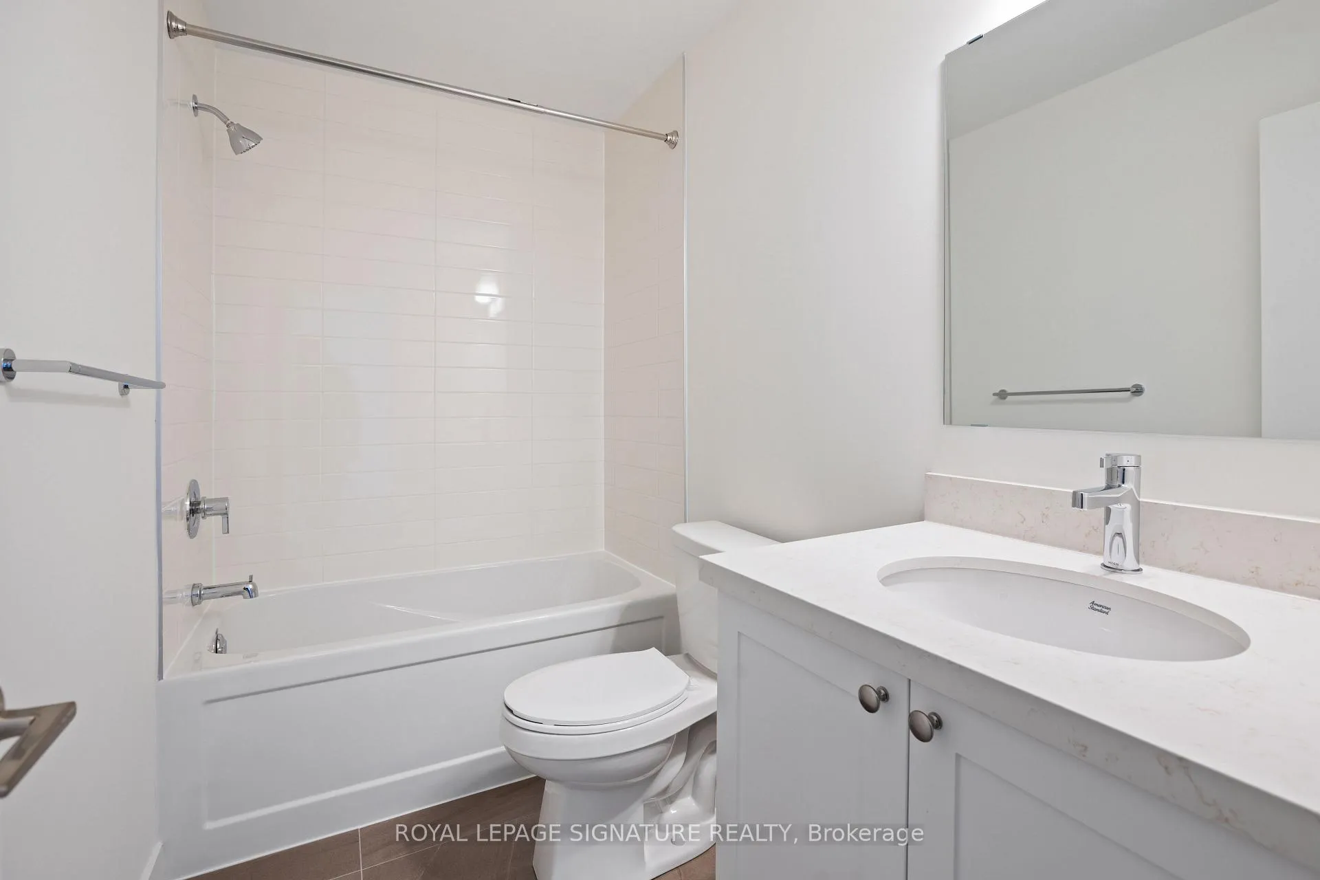 Photo 7 of Unit 411, 51 Clarington Boulevard, Clarington, Bowmanville — HOMEH