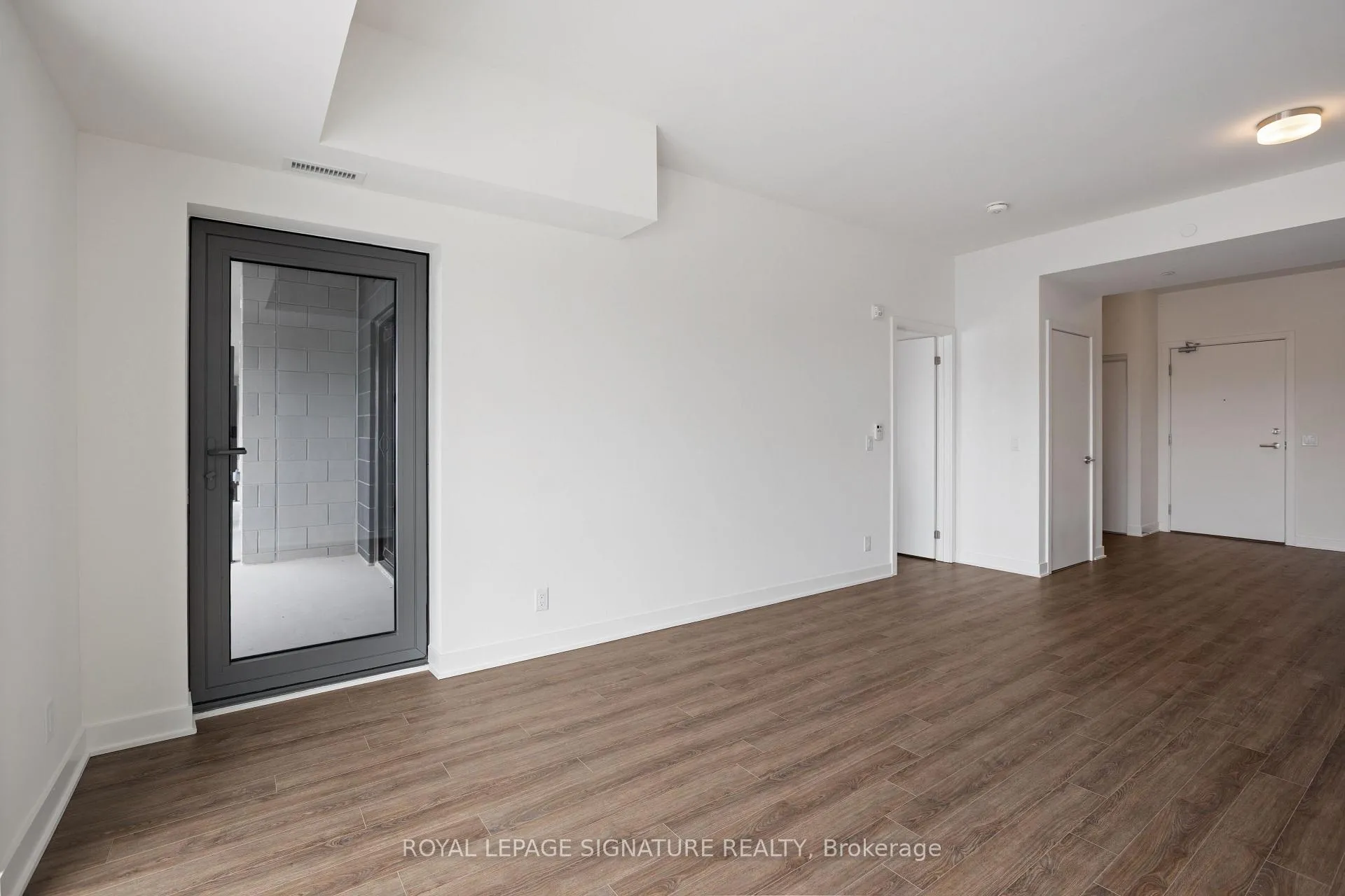 Photo 14 of Unit 411, 51 Clarington Boulevard, Clarington, Bowmanville — HOMEH