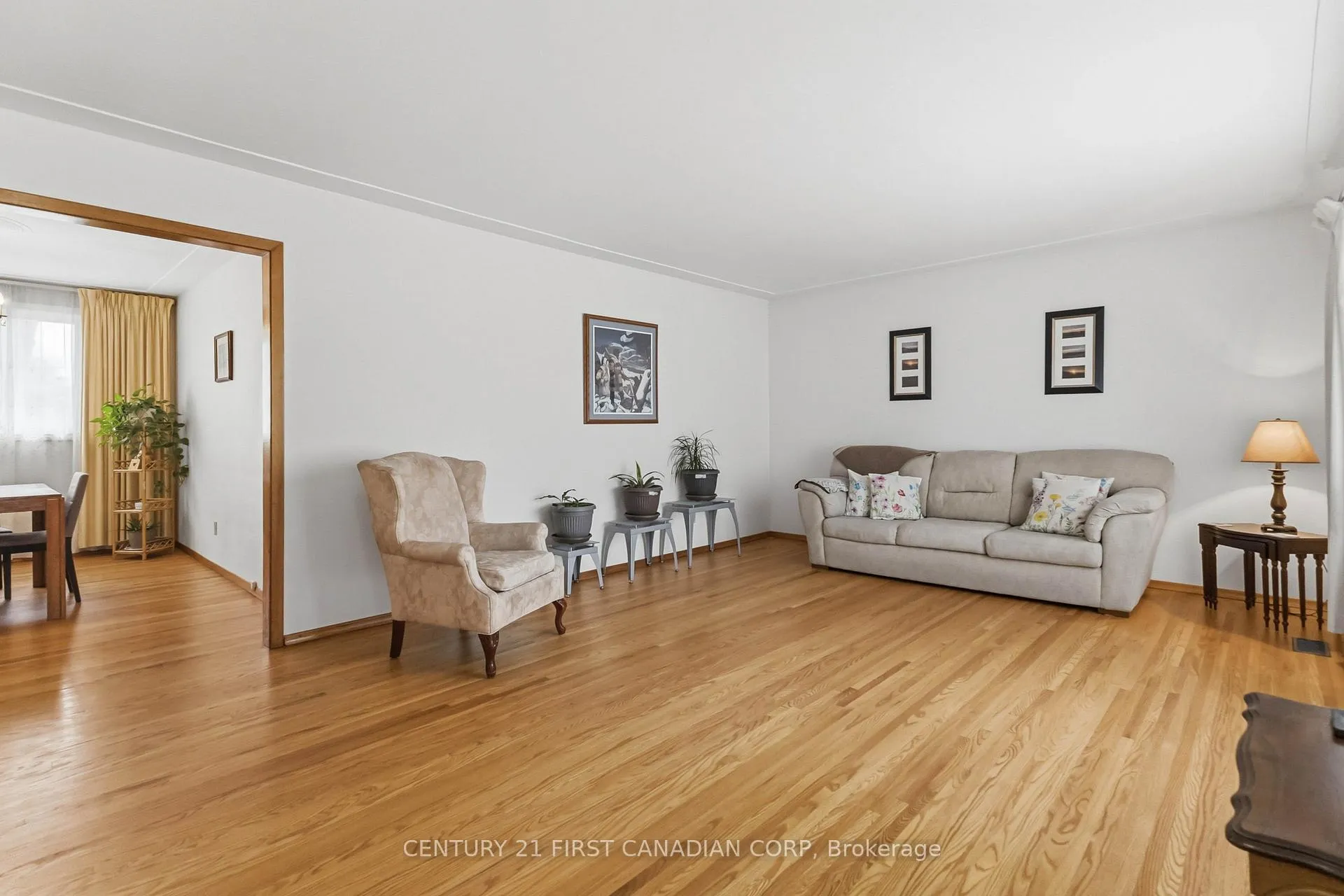 Photo 7 of 7 Howard Place, St. Thomas — HOMEH