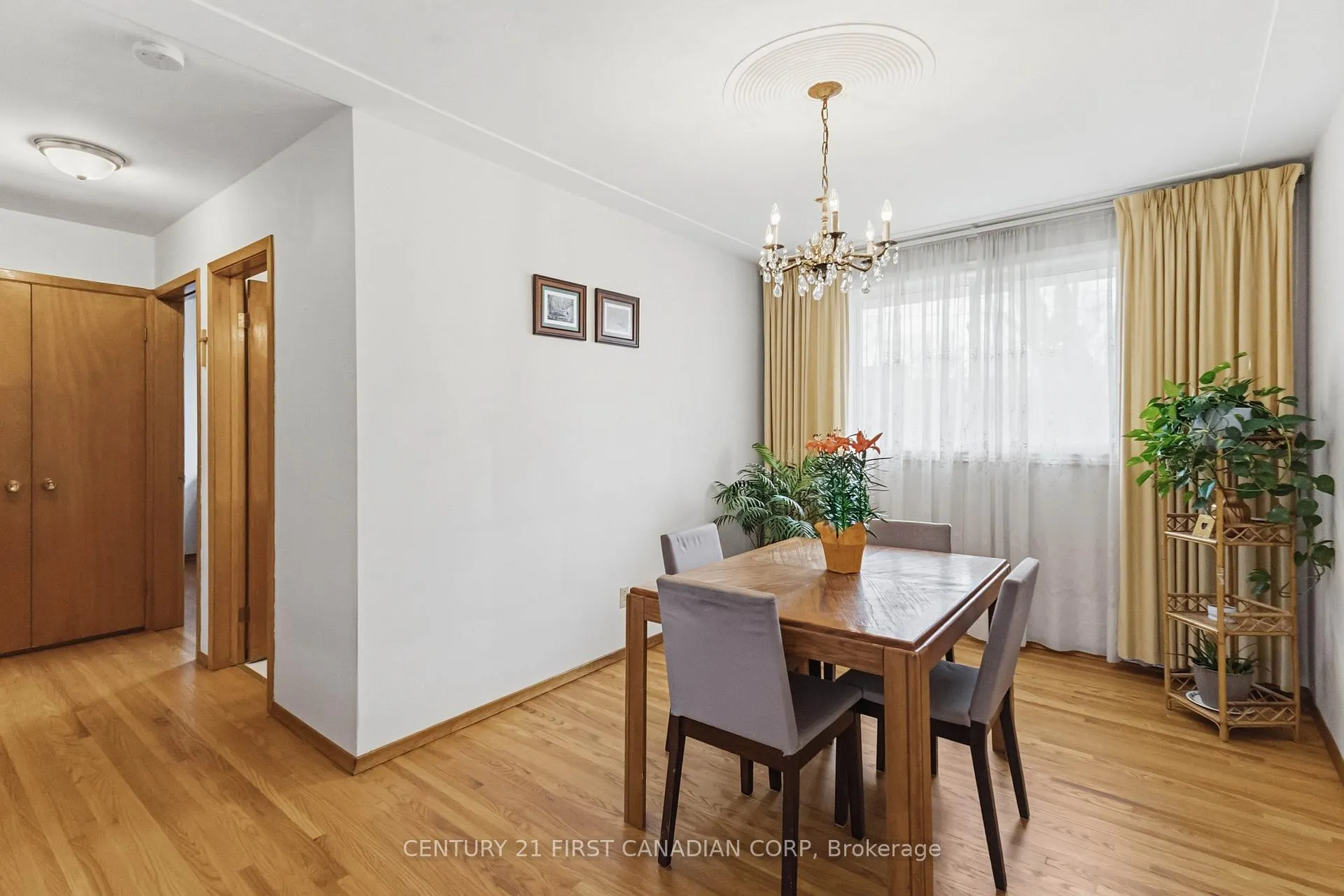 Photo 14 of 7 Howard Place, St. Thomas — HOMEH