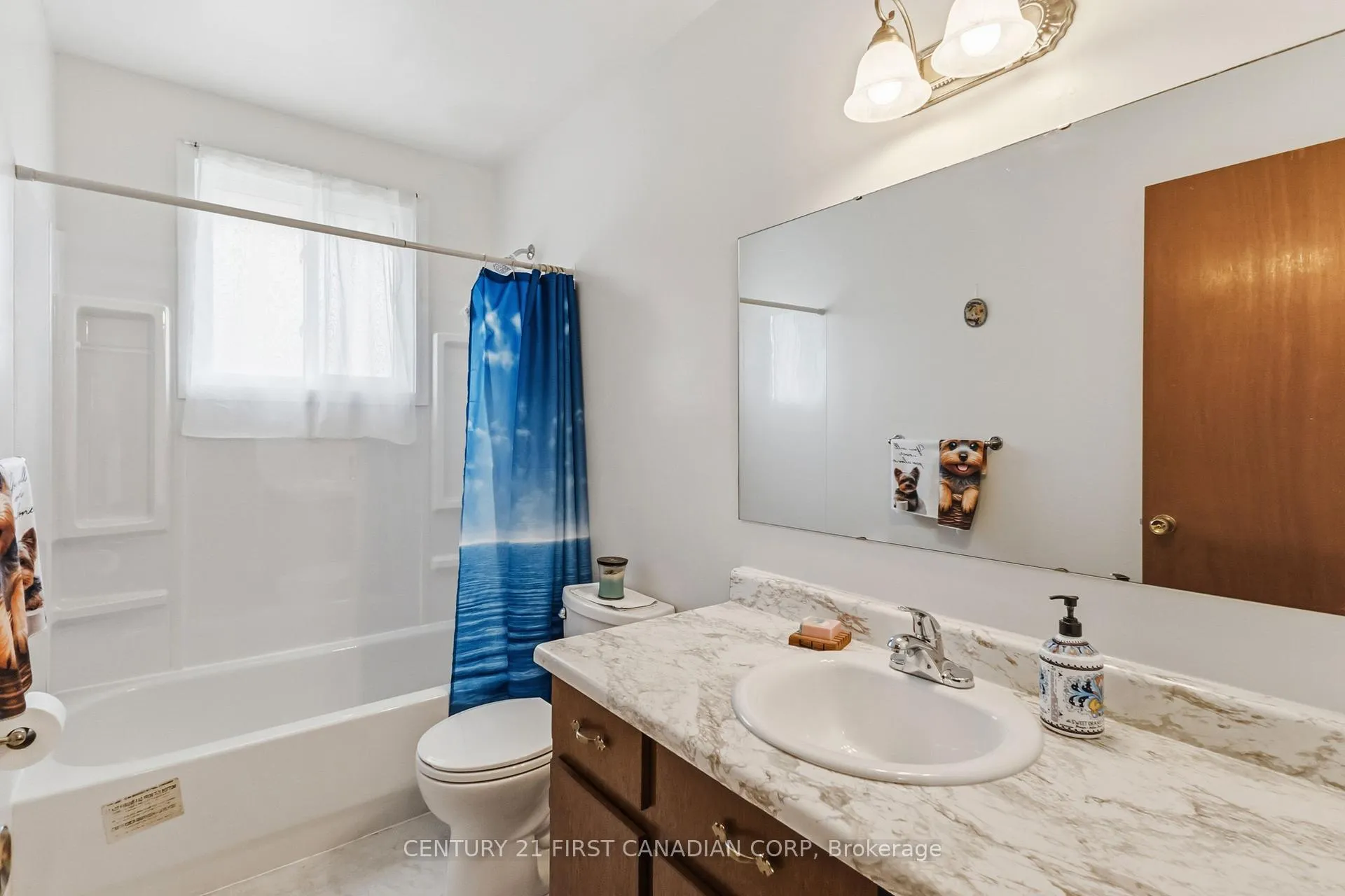Photo 21 of 7 Howard Place, St. Thomas — HOMEH