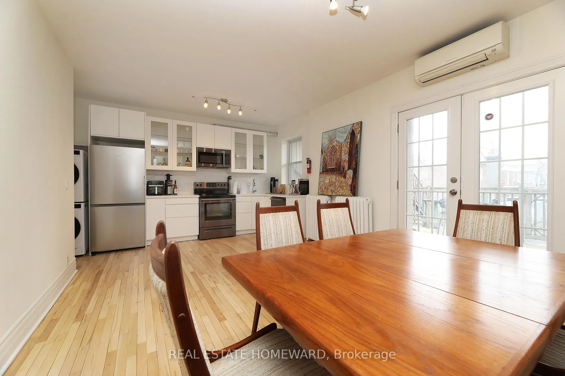 Photo 3 of Unit 2, 1378 Queen Street E, Toronto, Greenwood-Coxwell — HOMEH
