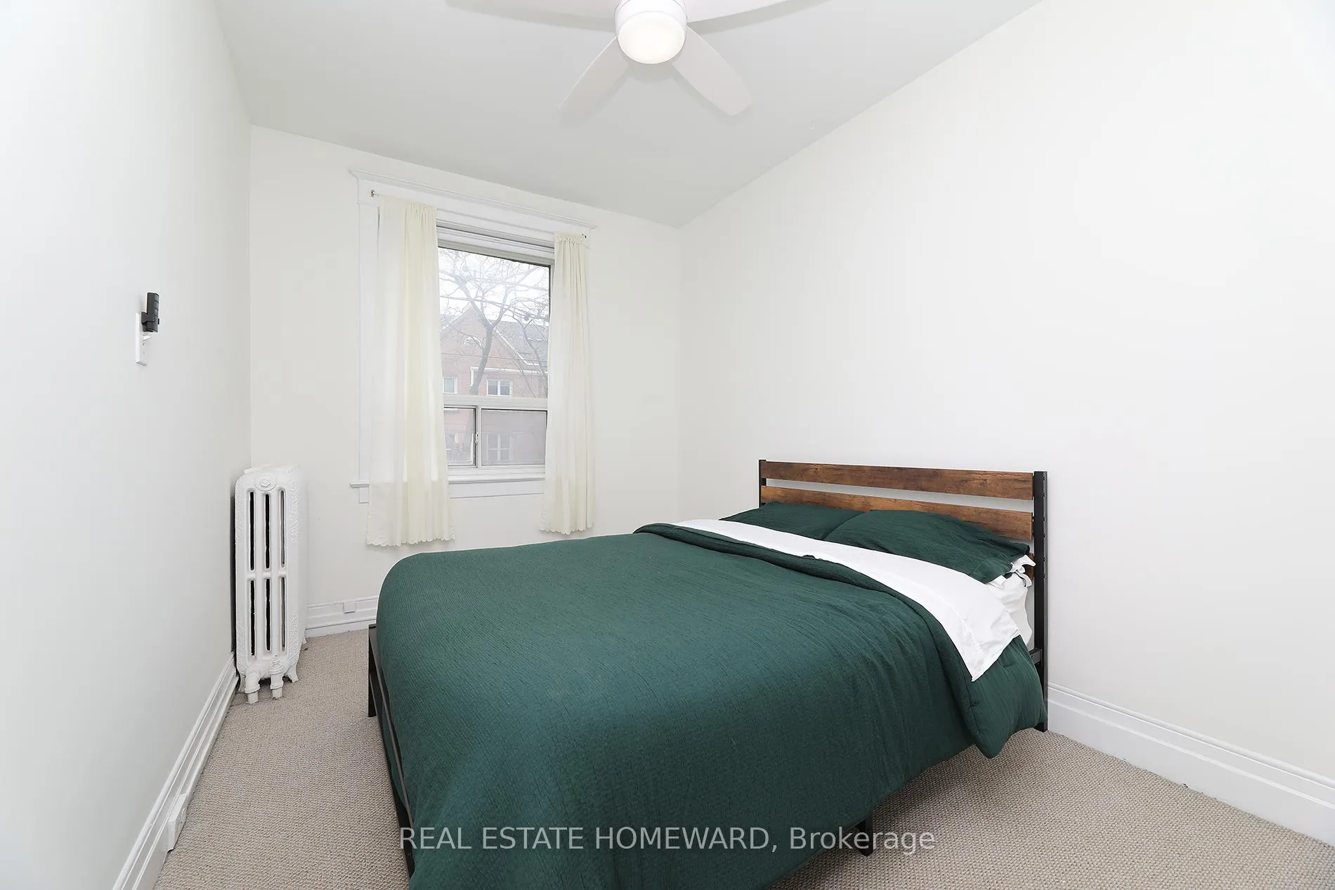 Photo 8 of Unit 2, 1378 Queen Street E, Toronto, Greenwood-Coxwell — HOMEH