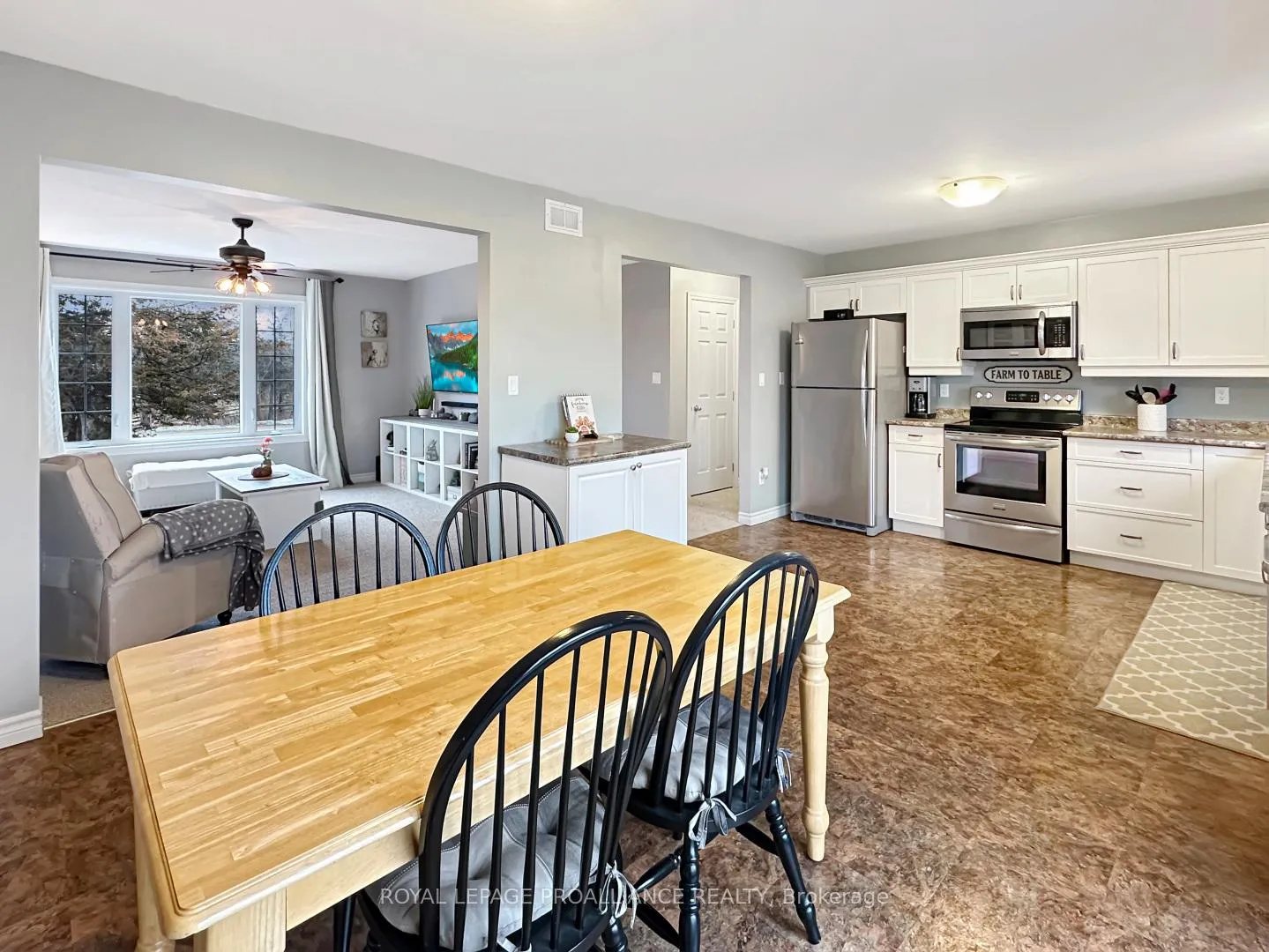 Photo 10 of 2073 Shannon Road, Tyendinaga, Tyendinaga Township — HOMEH