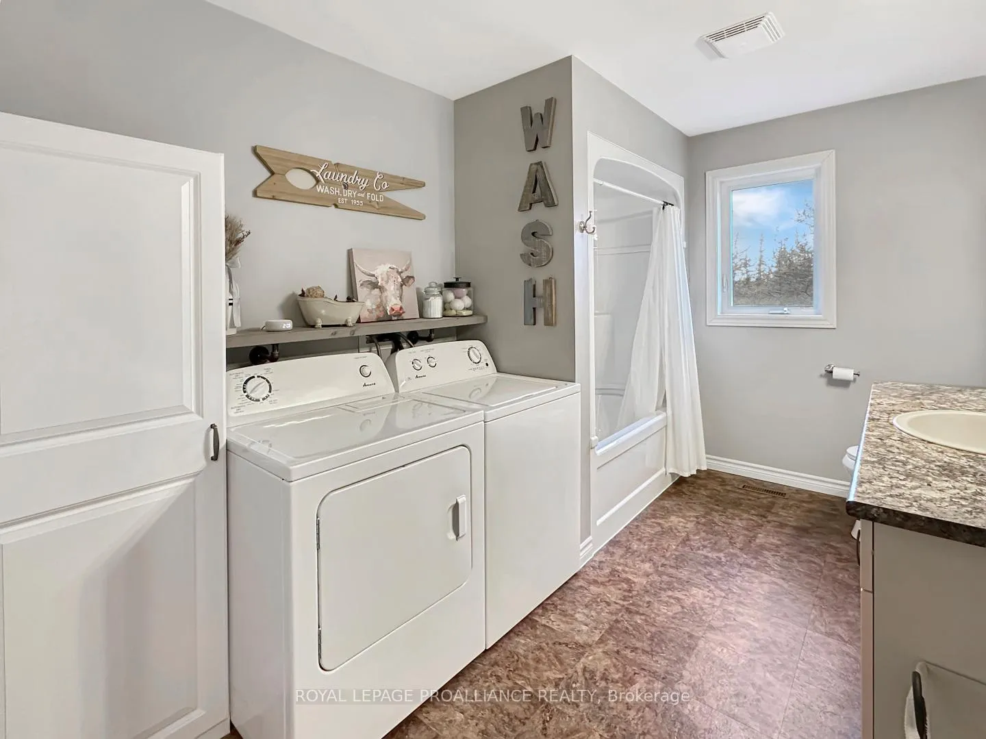 Photo 26 of 2073 Shannon Road, Tyendinaga, Tyendinaga Township — HOMEH