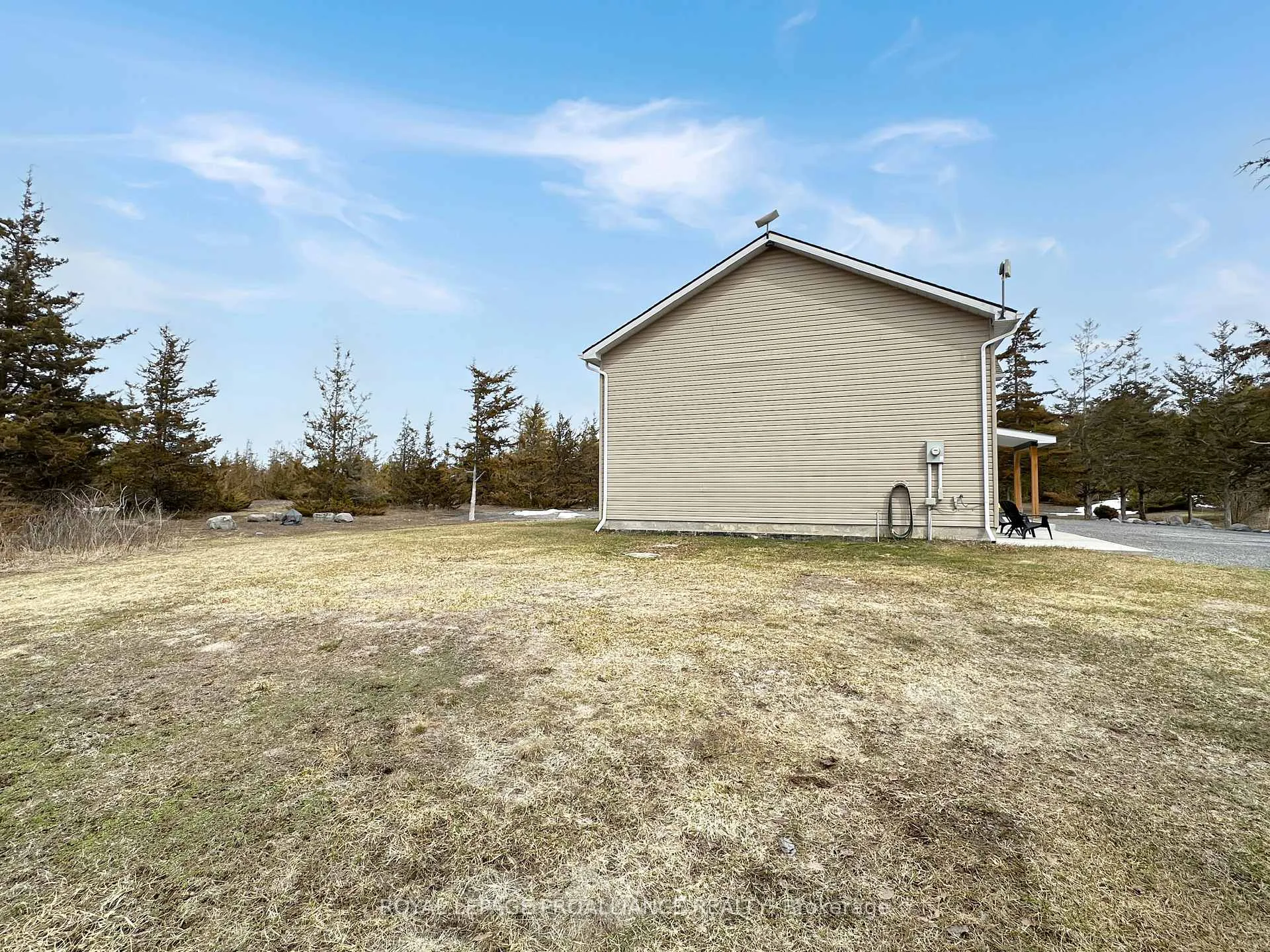 Photo 36 of 2073 Shannon Road, Tyendinaga, Tyendinaga Township — HOMEH