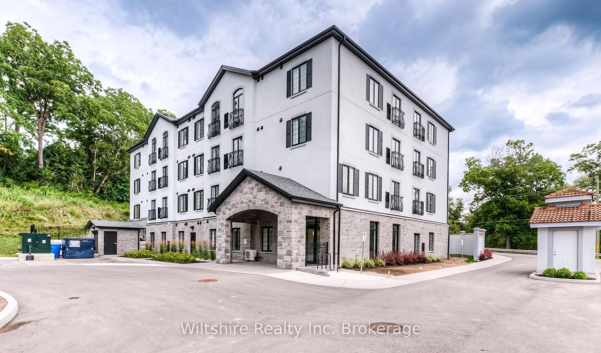 Photo 3 of Unit 309, 3 John Pound Road, Tillsonburg — HOMEH