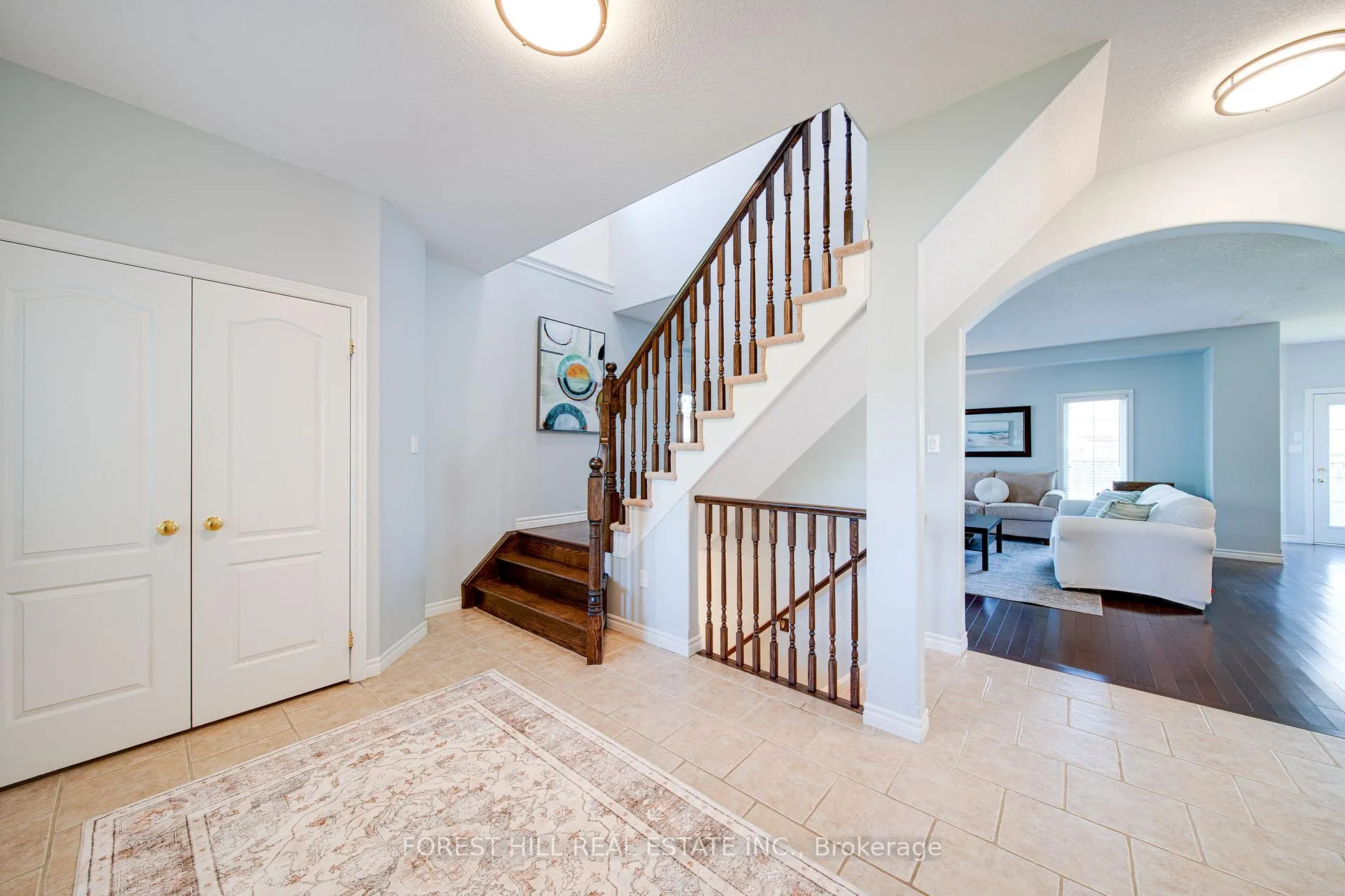 Photo 4 of 54 Chamberlain Crescent, Collingwood — HOMEH