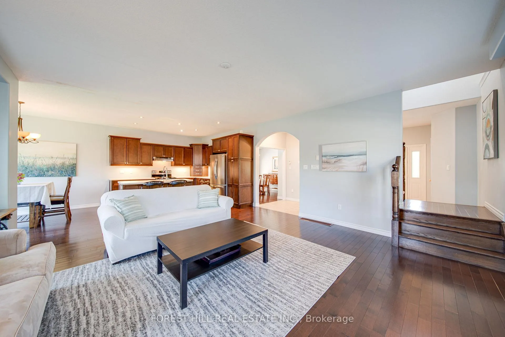 Photo 11 of 54 Chamberlain Crescent, Collingwood — HOMEH