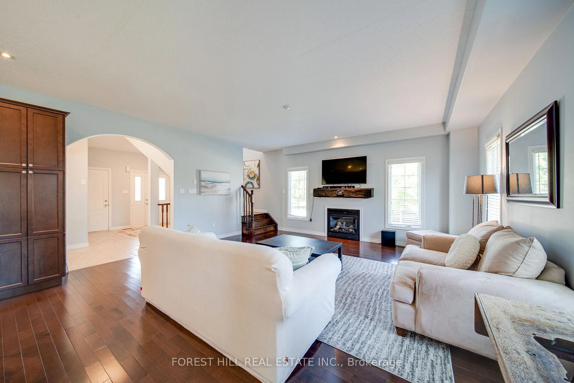 Photo 13 of 54 Chamberlain Crescent, Collingwood — HOMEH