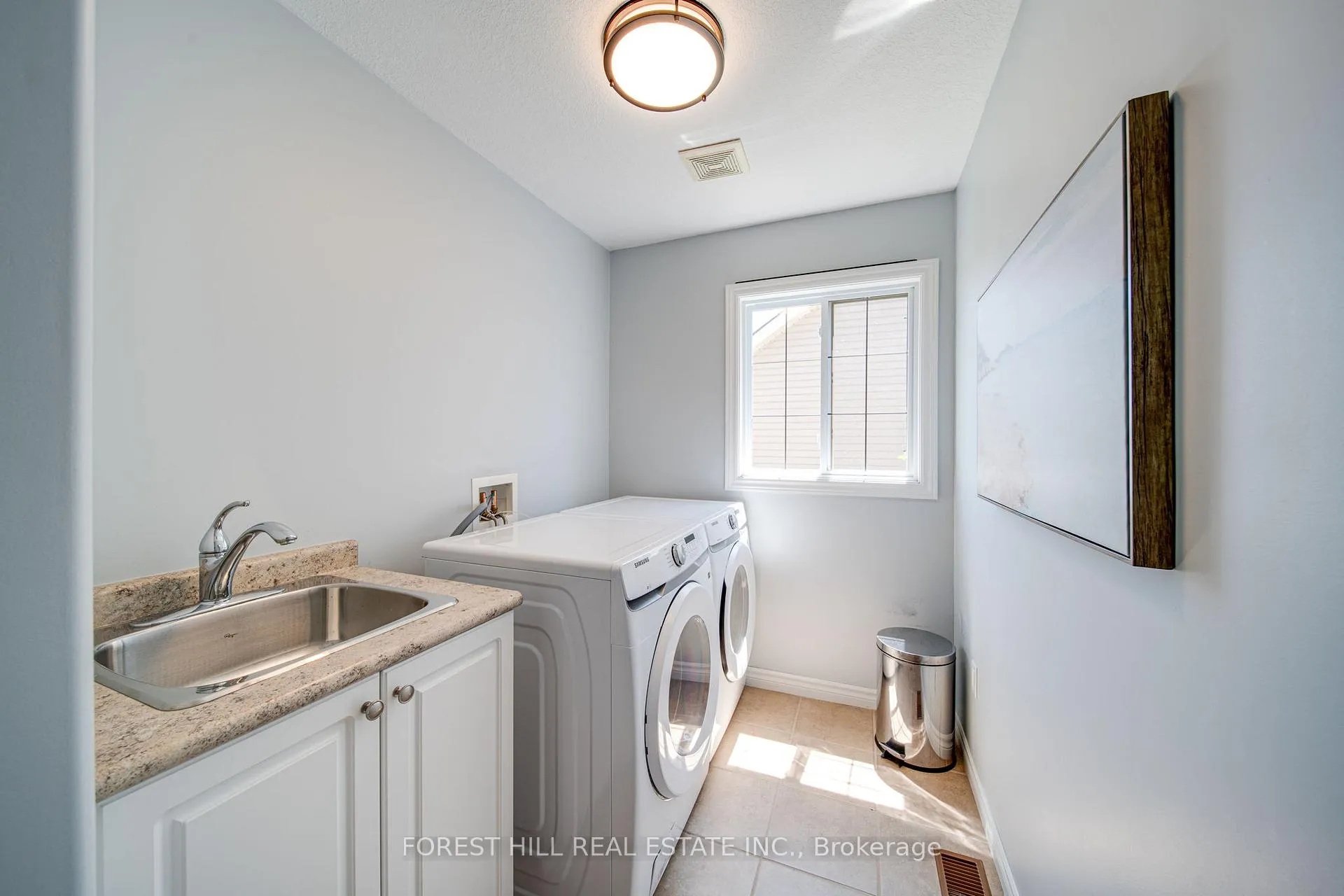 Photo 36 of 54 Chamberlain Crescent, Collingwood — HOMEH