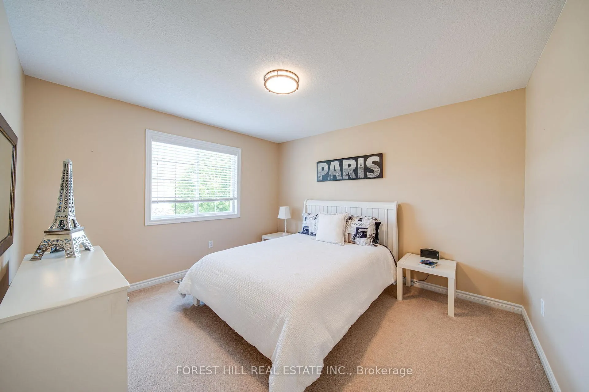 Photo 37 of 54 Chamberlain Crescent, Collingwood — HOMEH