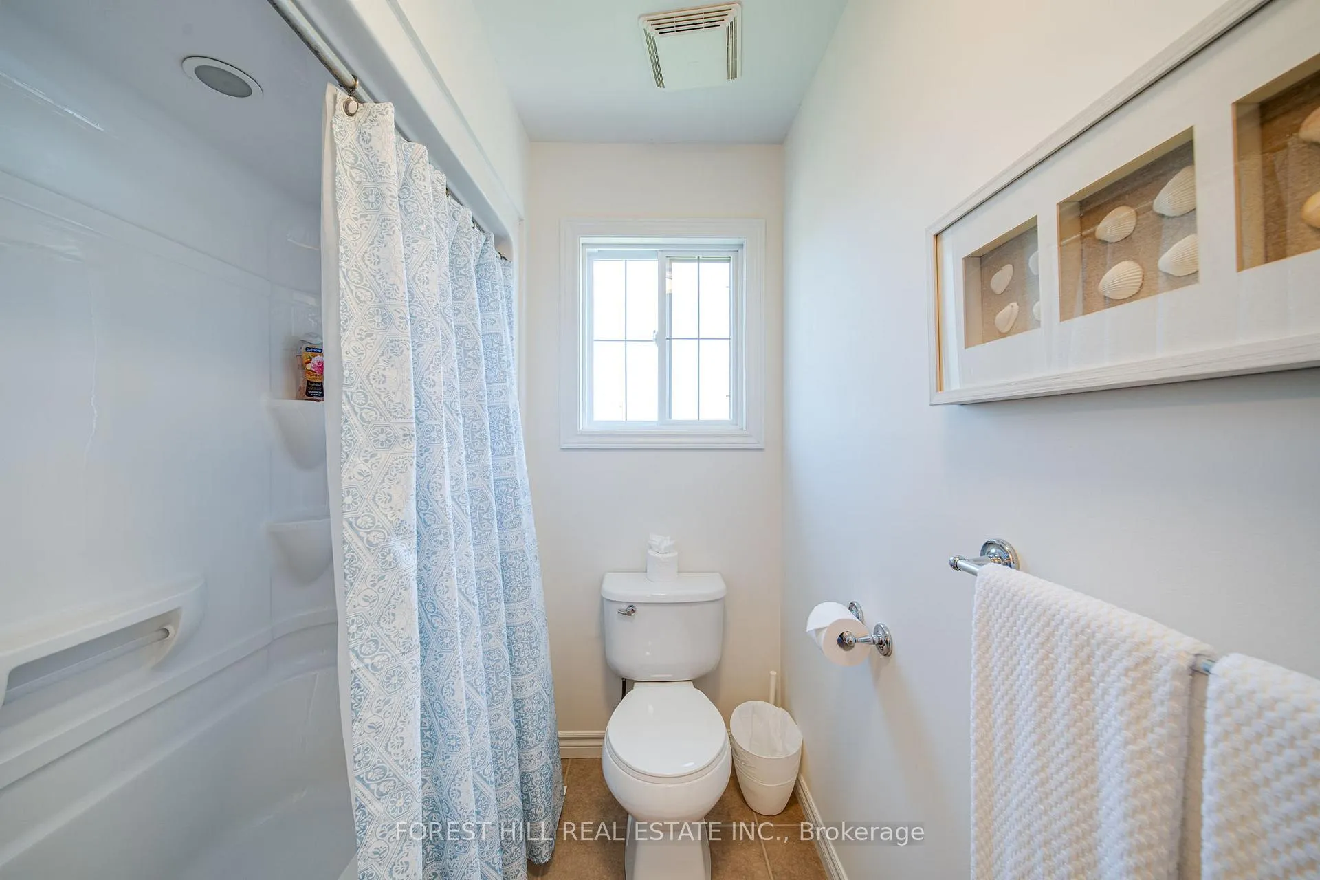 Photo 41 of 54 Chamberlain Crescent, Collingwood — HOMEH