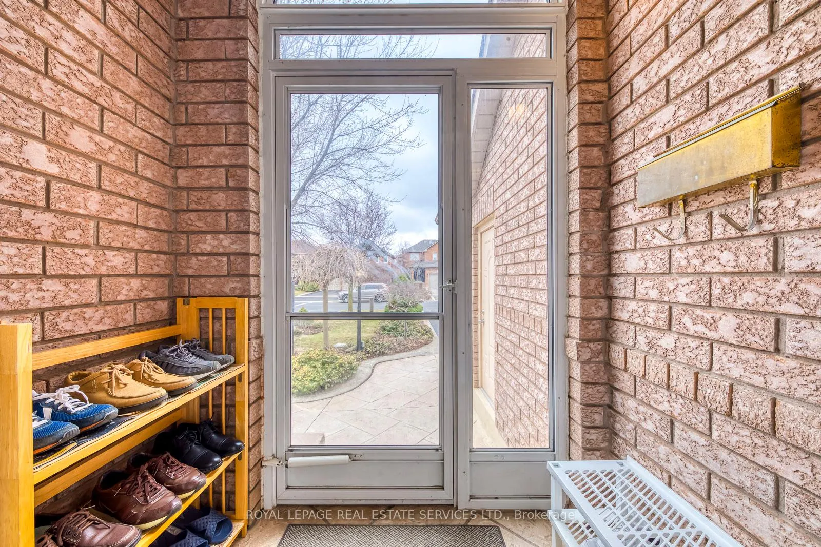 Photo 8 of 236 Slywood Crescent, Vaughan, Vellore Village — HOMEH