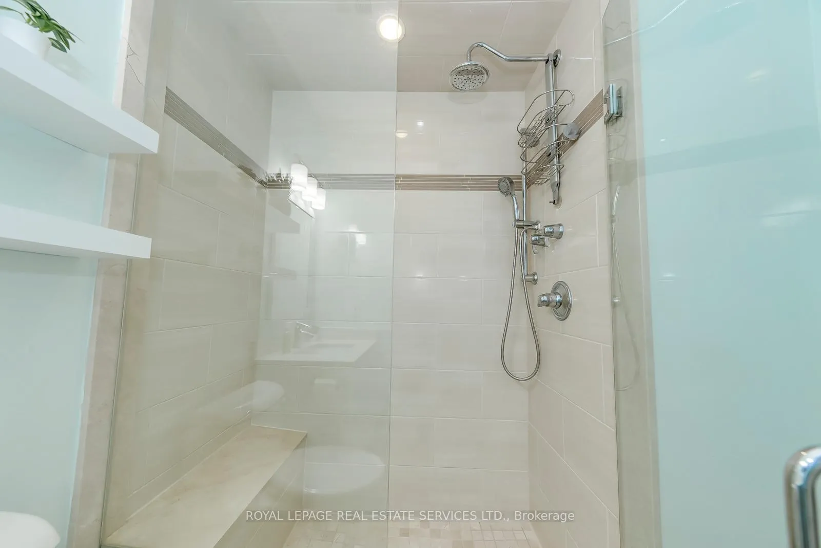 Photo 27 of 236 Slywood Crescent, Vaughan, Vellore Village — HOMEH