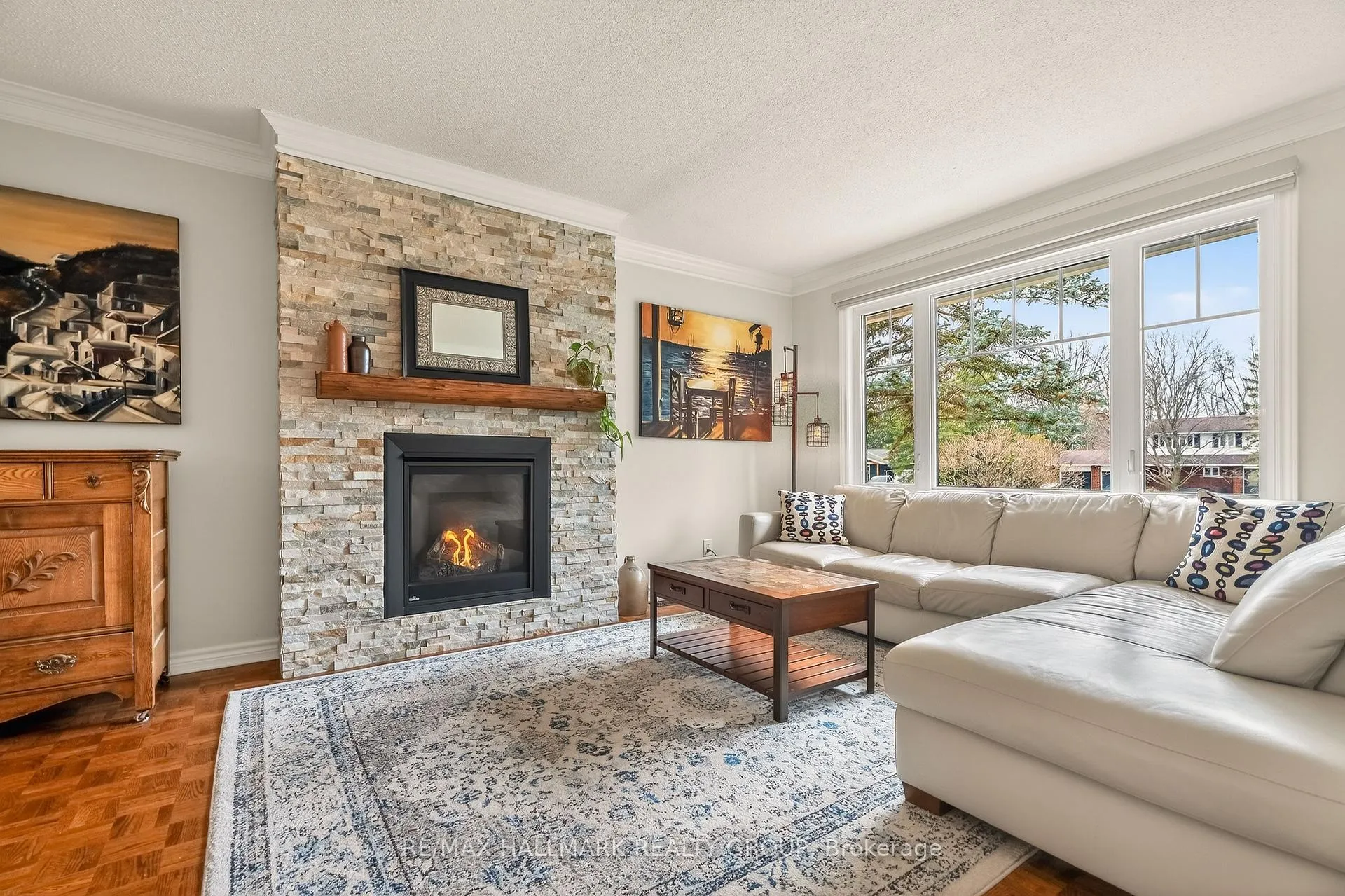 Photo 9 of 6553 Michelangelo Court, Ottawa, North Gower — HOMEH
