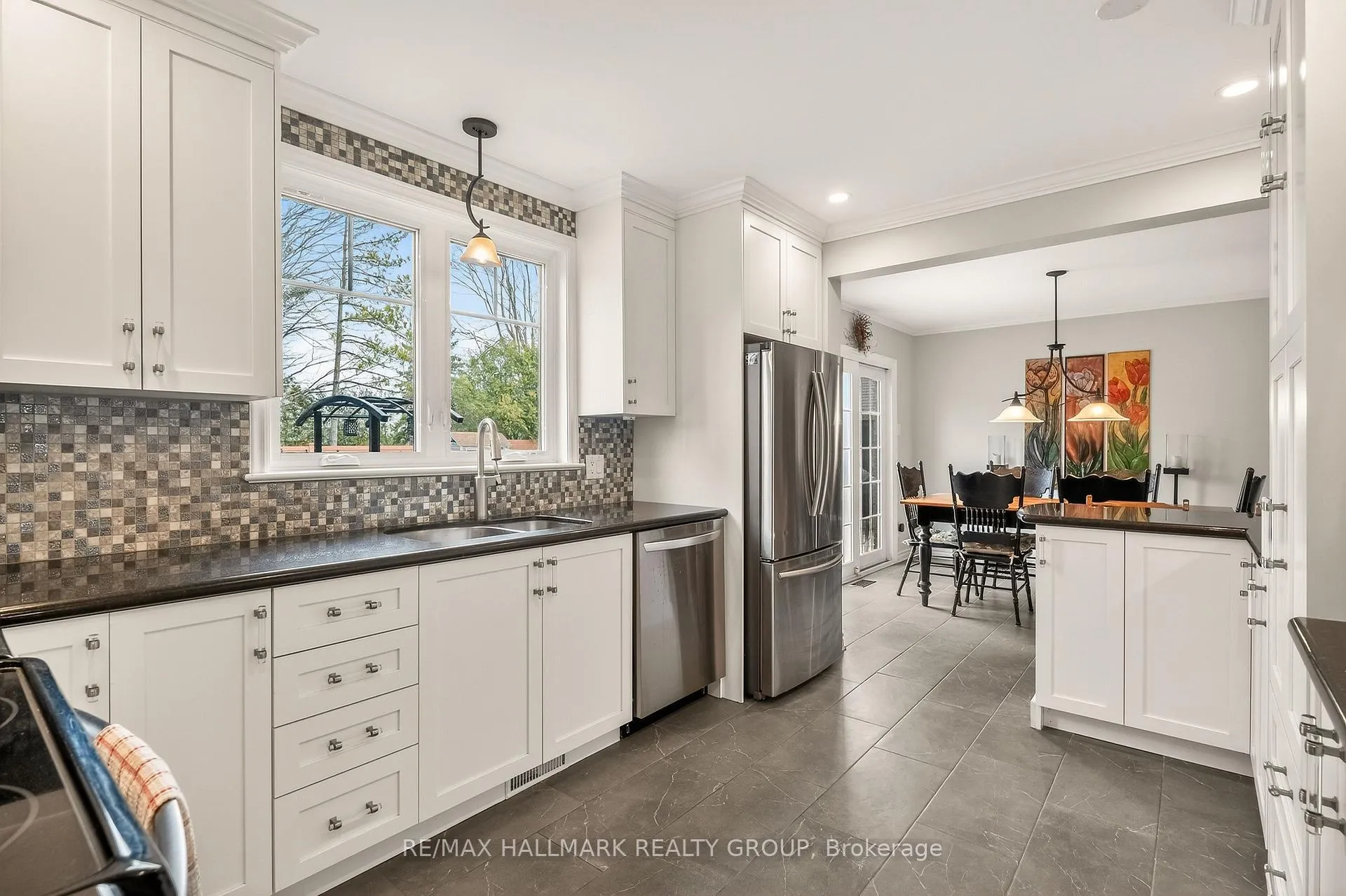Photo 12 of 6553 Michelangelo Court, Ottawa, North Gower — HOMEH