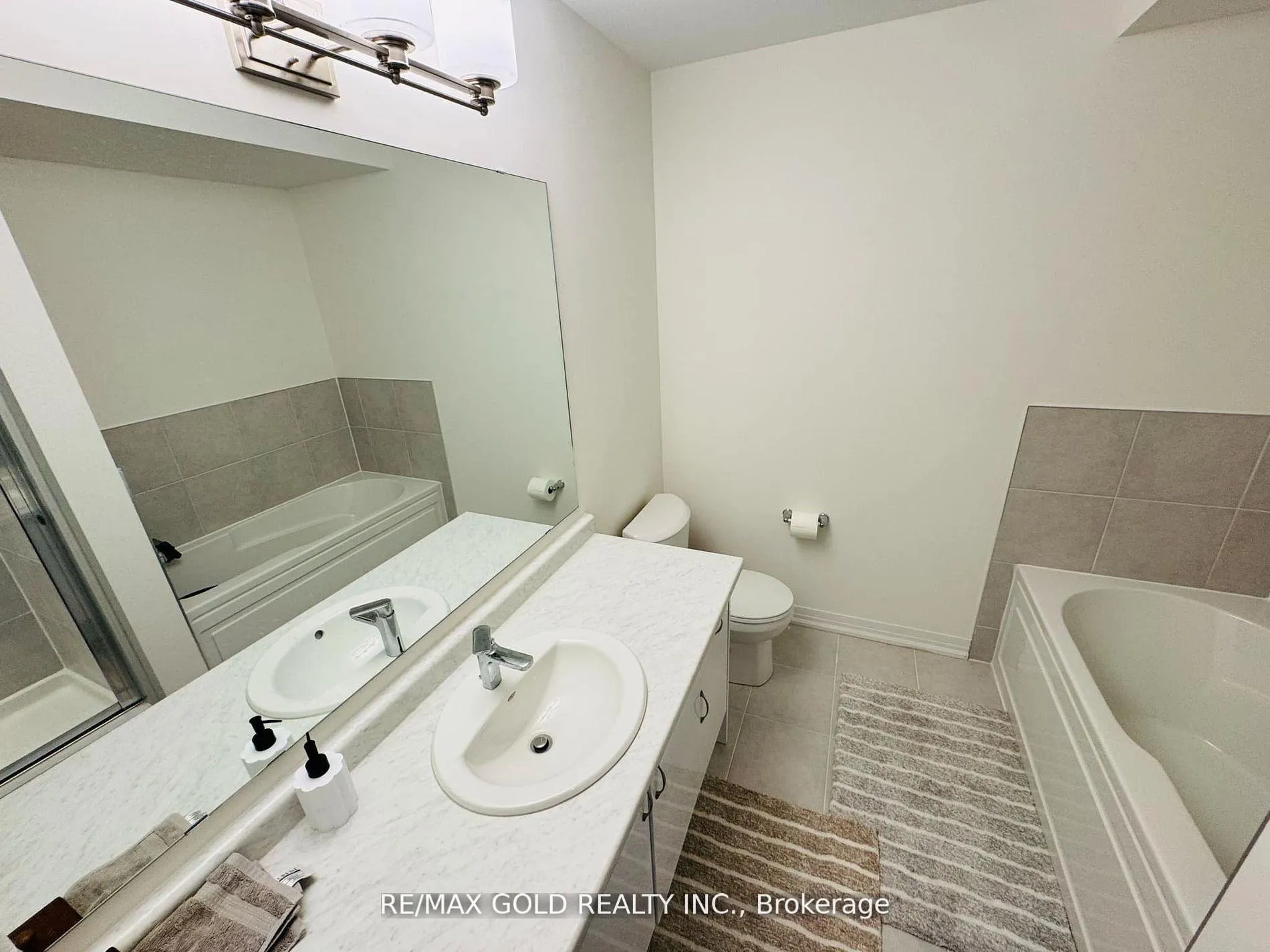 Photo 12 of 35 George Brier Drive E, Brant, Paris — HOMEH
