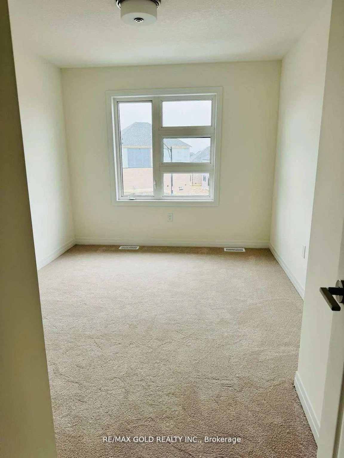 Photo 22 of 35 George Brier Drive E, Brant, Paris — HOMEH