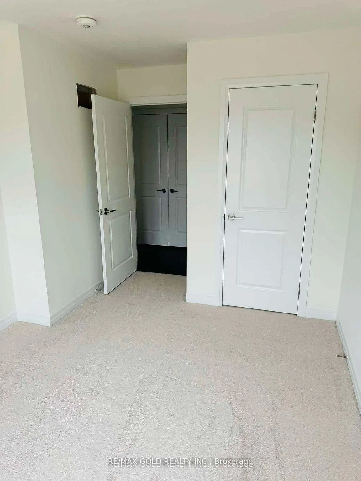 Photo 38 of 35 George Brier Drive E, Brant, Paris — HOMEH