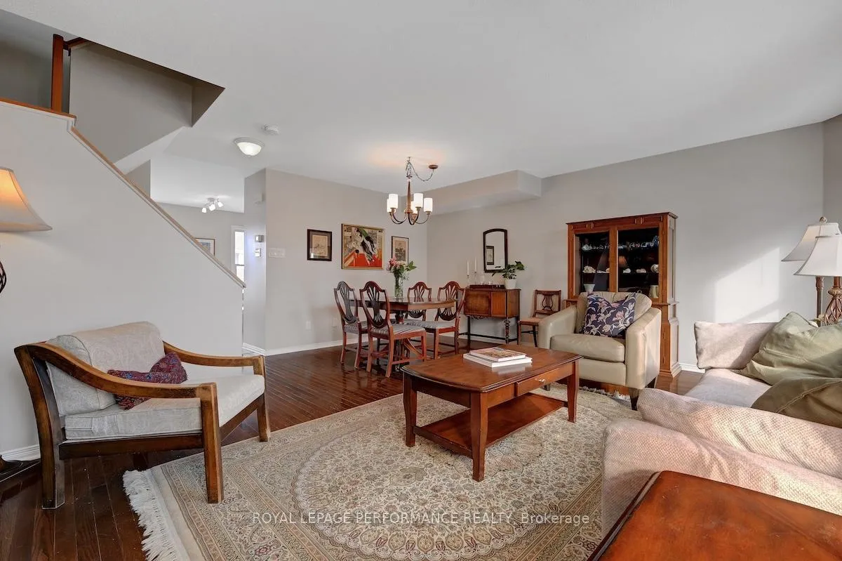 Photo 7 of 175 Arcola Private, Ottawa, Overbrook/Castle Heights — HOMEH
