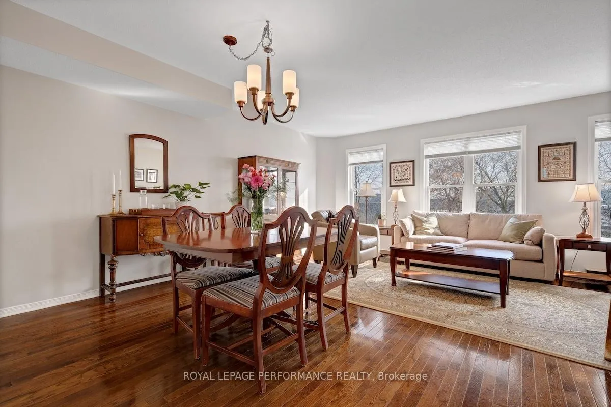 Photo 9 of 175 Arcola Private, Ottawa, Overbrook/Castle Heights — HOMEH