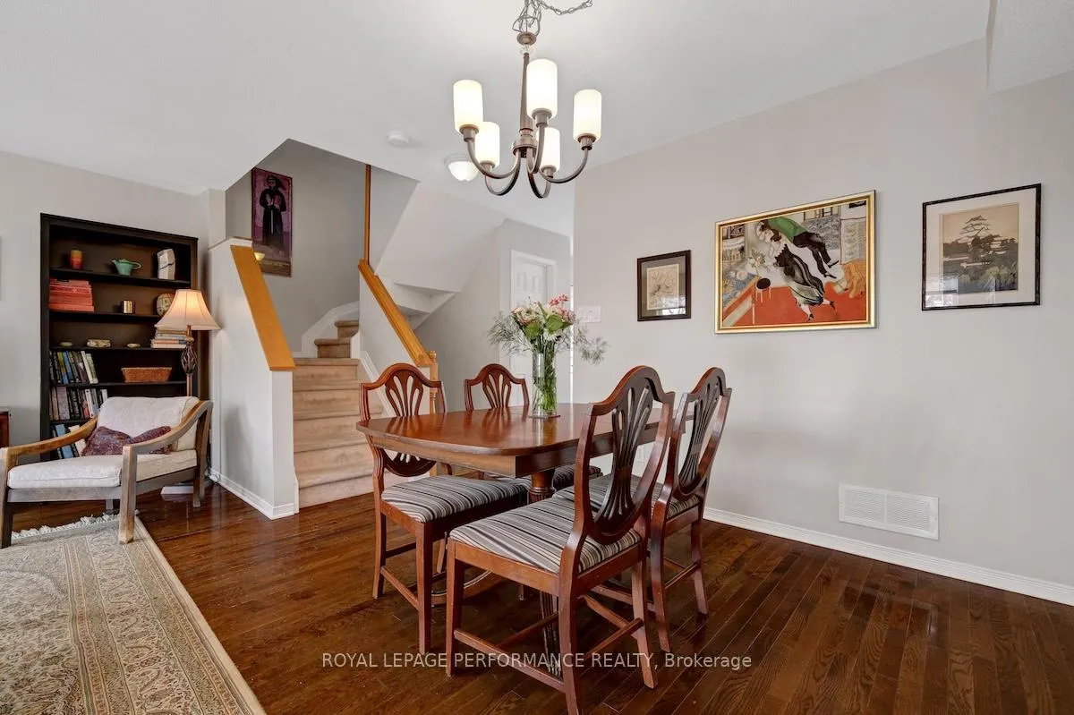 Photo 11 of 175 Arcola Private, Ottawa, Overbrook/Castle Heights — HOMEH