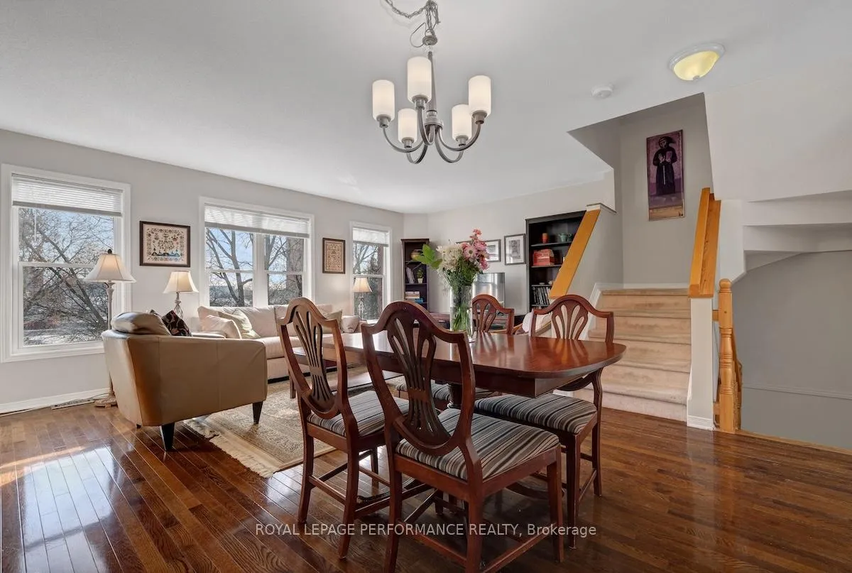 Photo 12 of 175 Arcola Private, Ottawa, Overbrook/Castle Heights — HOMEH