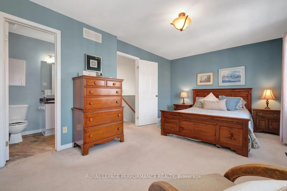 Photo 21 of 175 Arcola Private, Ottawa, Overbrook/Castle Heights — HOMEH