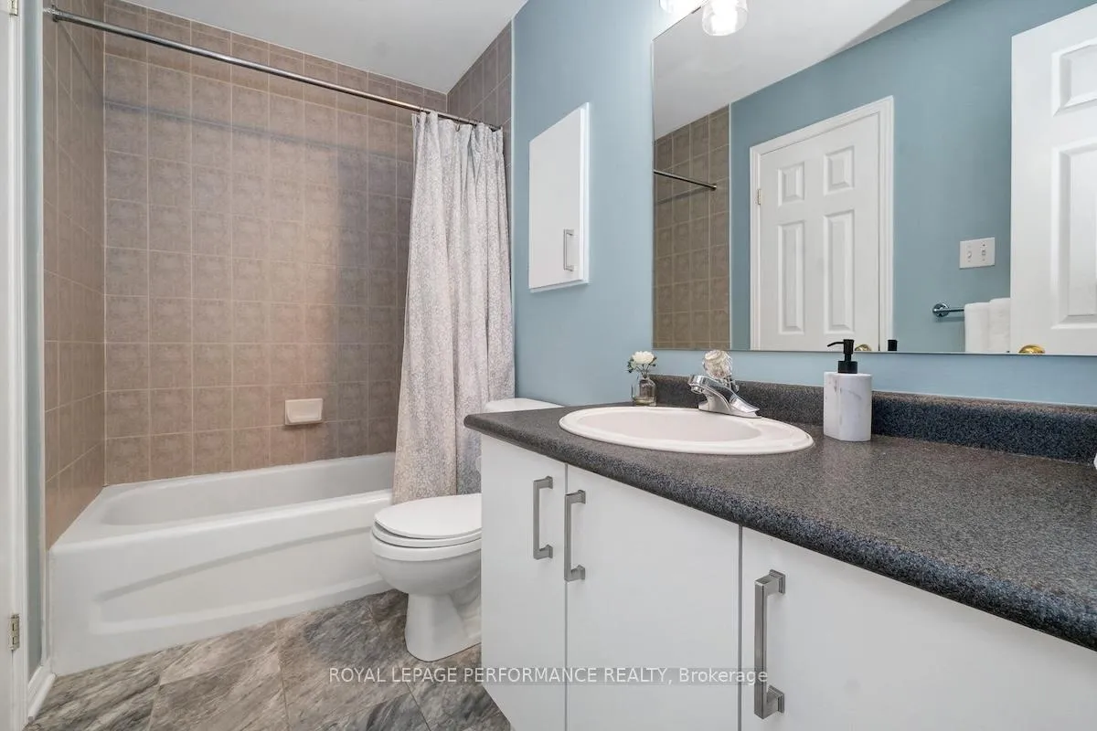 Photo 22 of 175 Arcola Private, Ottawa, Overbrook/Castle Heights — HOMEH