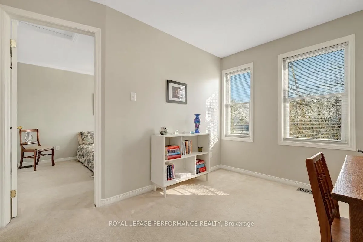 Photo 27 of 175 Arcola Private, Ottawa, Overbrook/Castle Heights — HOMEH