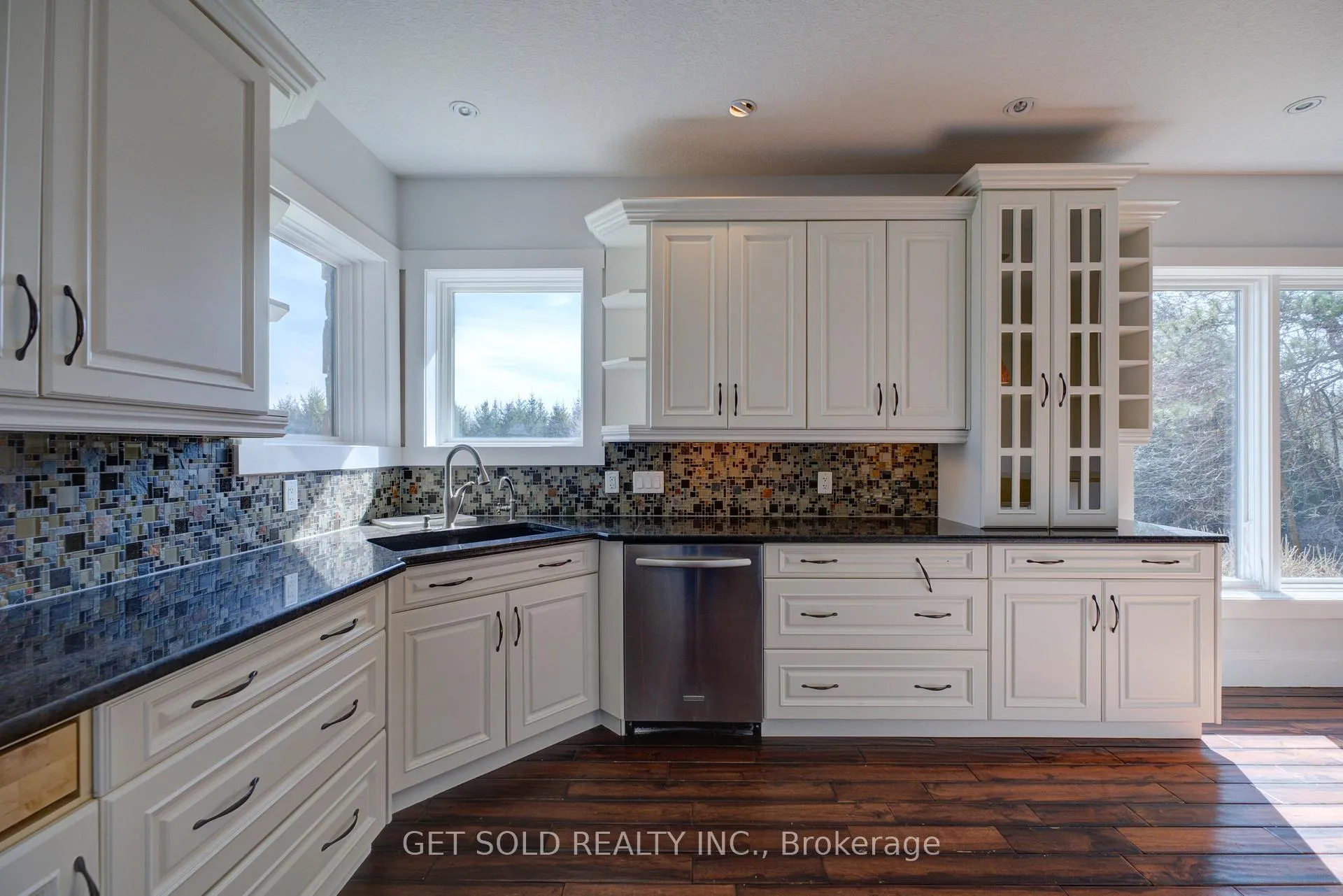 Photo 16 of 21 Old Mill Road, Brant, Burford — HOMEH