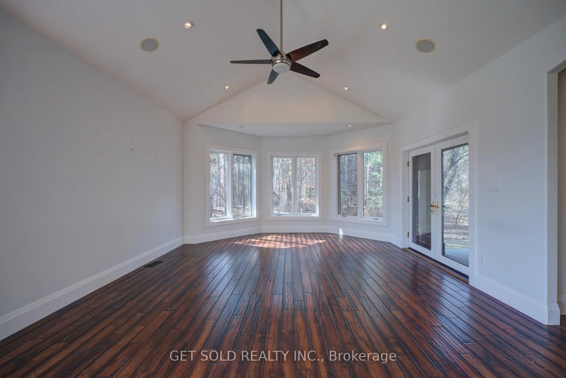 Photo 18 of 21 Old Mill Road, Brant, Burford — HOMEH