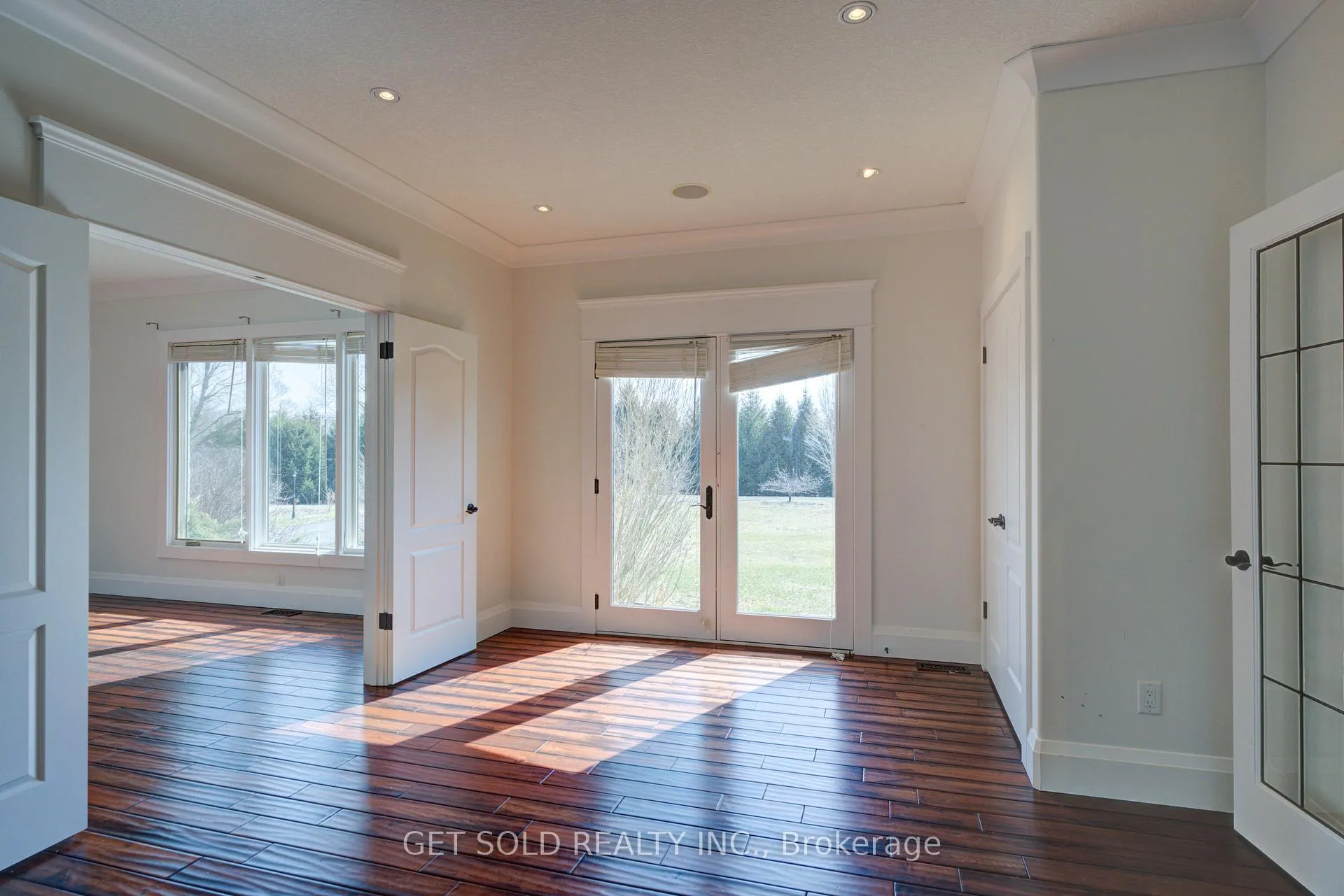 Photo 27 of 21 Old Mill Road, Brant, Burford — HOMEH