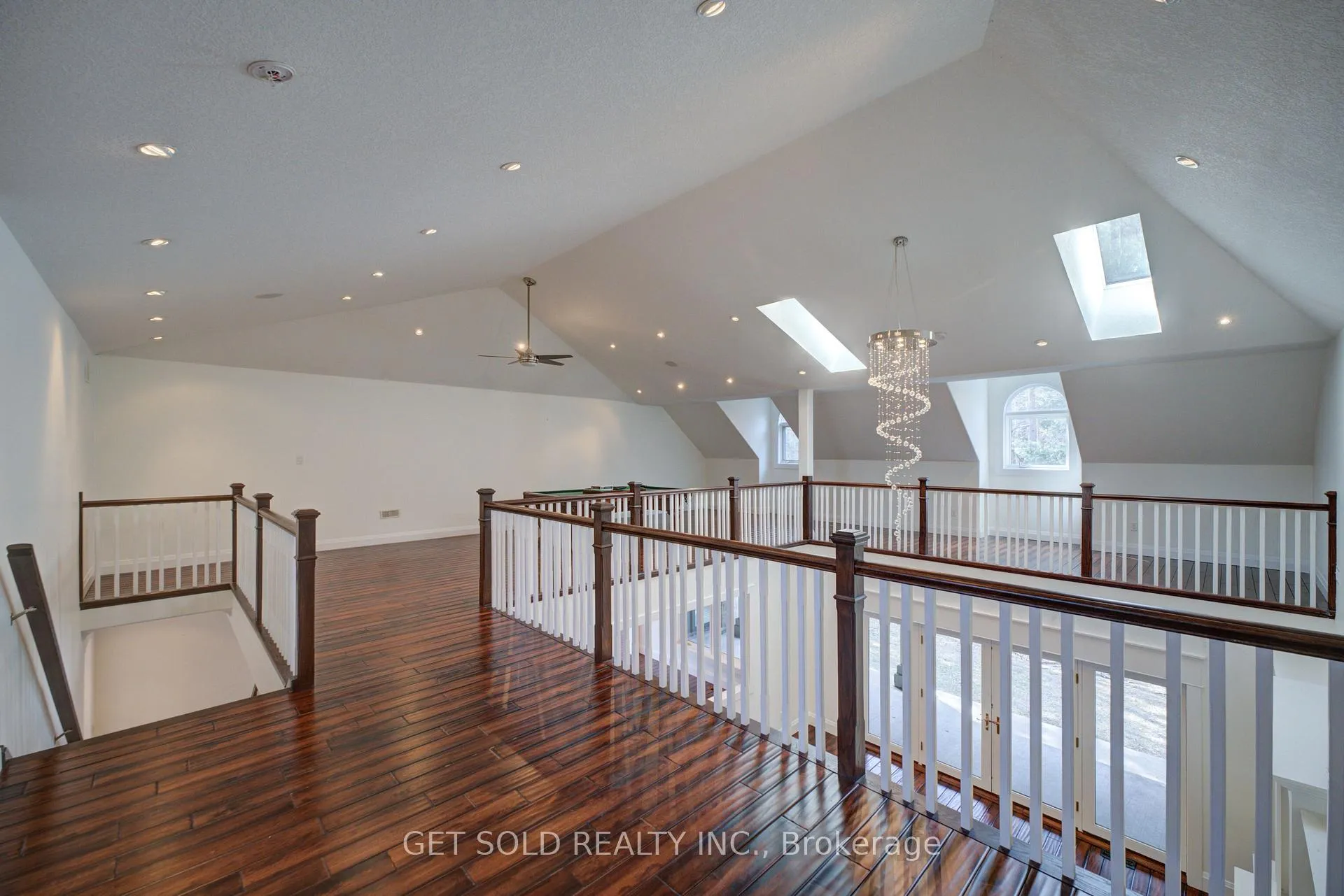 Photo 32 of 21 Old Mill Road, Brant, Burford — HOMEH