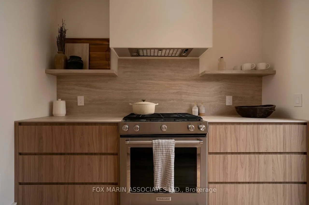 Photo 14 of 266 Roselawn Avenue, Toronto, Yonge-Eglinton — HOMEH