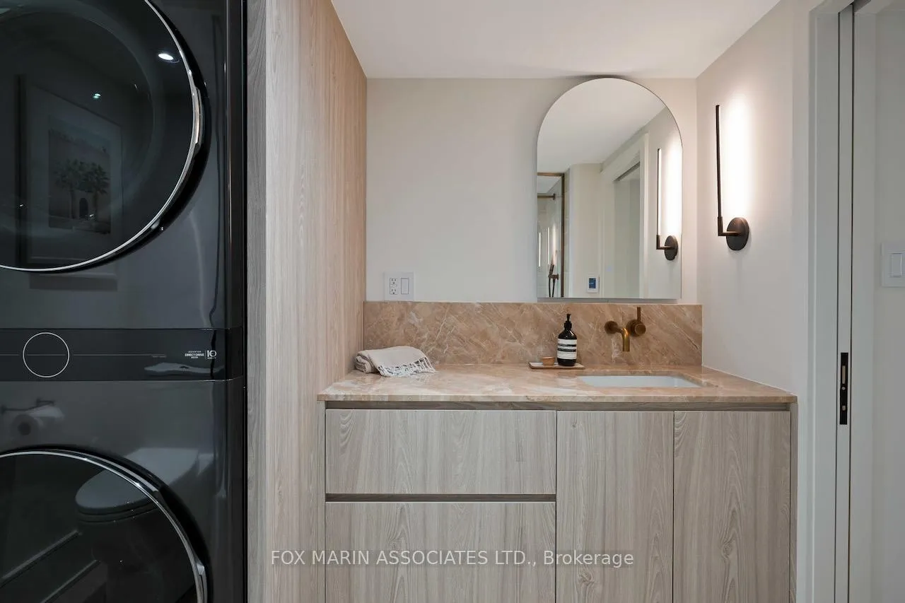 Photo 33 of 266 Roselawn Avenue, Toronto, Yonge-Eglinton — HOMEH