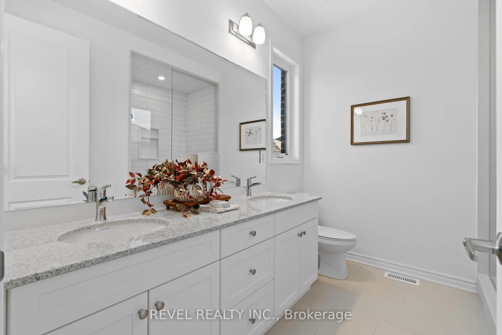 Photo 24 of 1367 Hearns Place, Milton, Bowes — HOMEH
