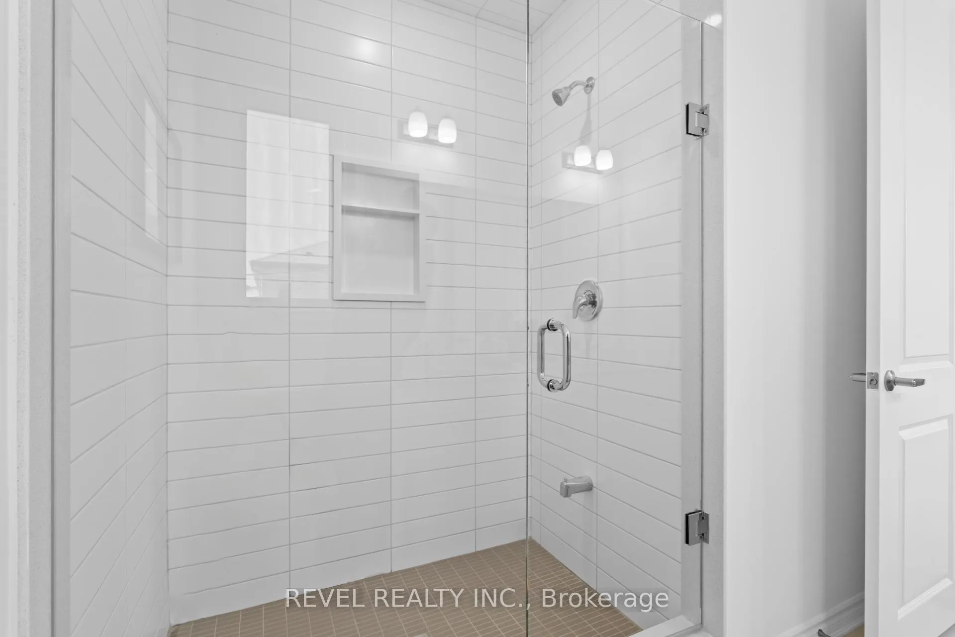Photo 25 of 1367 Hearns Place, Milton, Bowes — HOMEH
