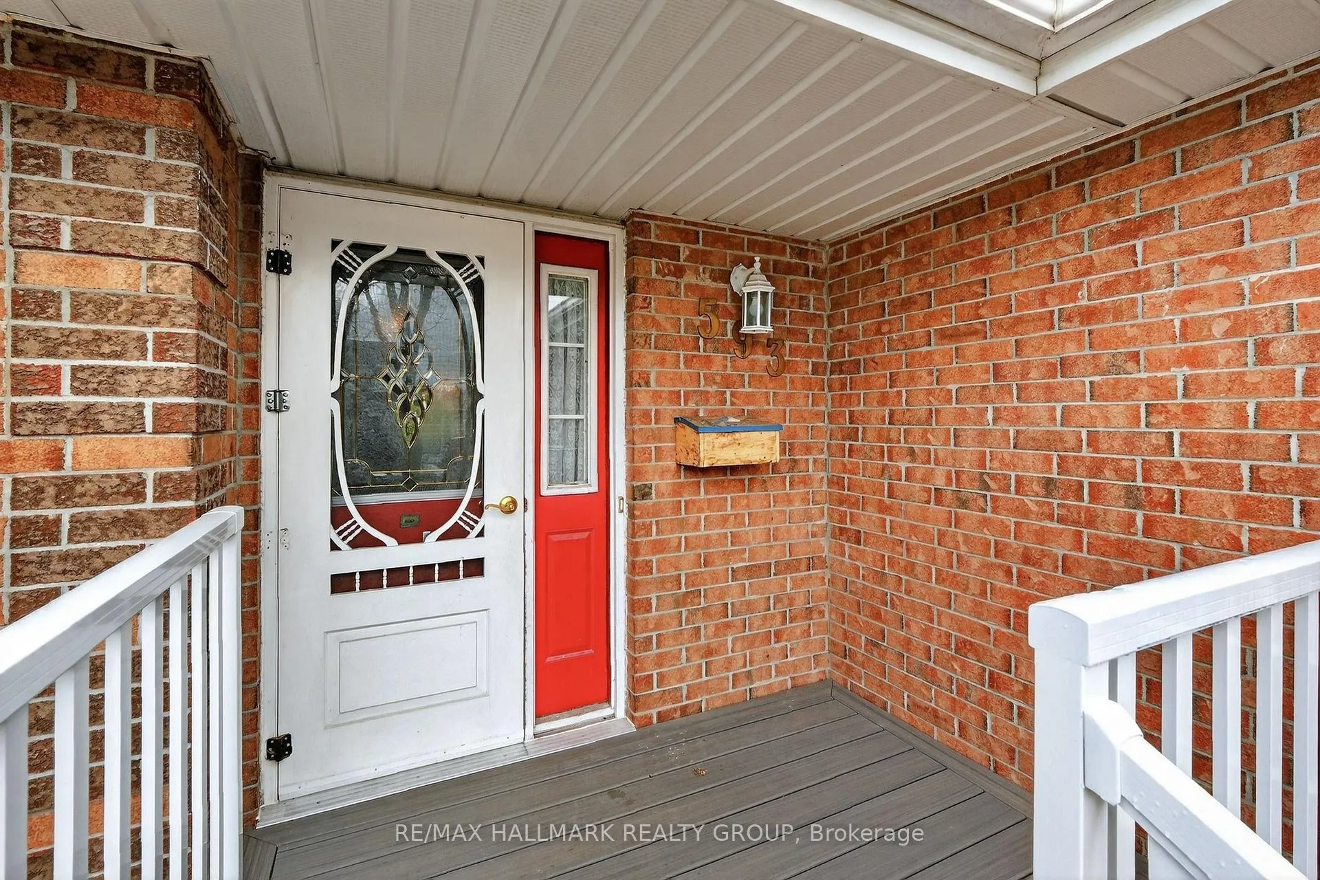 Photo 2 of 593 Du Buisson Crescent, Ottawa, Fallingbrook/Gardenway South — HOMEH