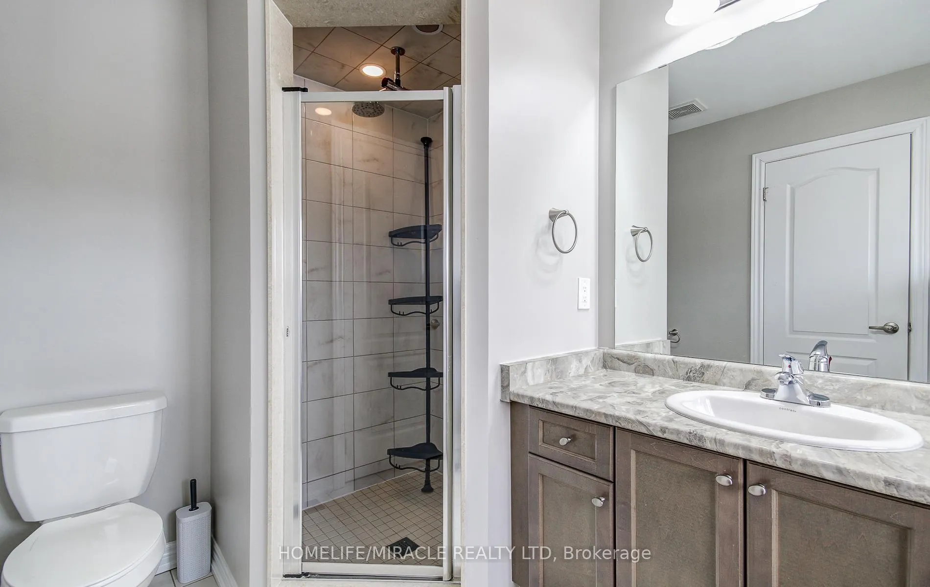 Photo 32 of 30 Davenfield Circle, Brampton, Brampton East — HOMEH