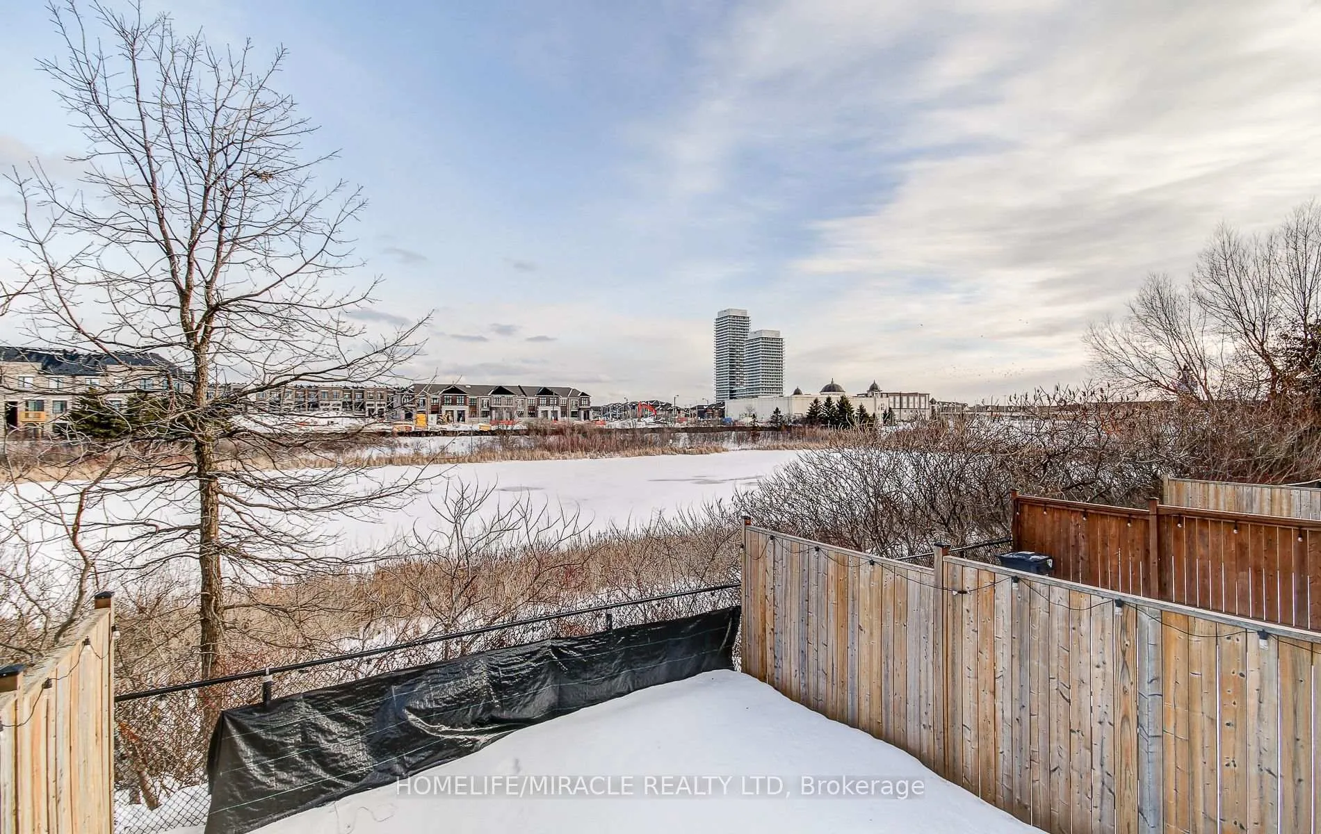 Photo 47 of 30 Davenfield Circle, Brampton, Brampton East — HOMEH