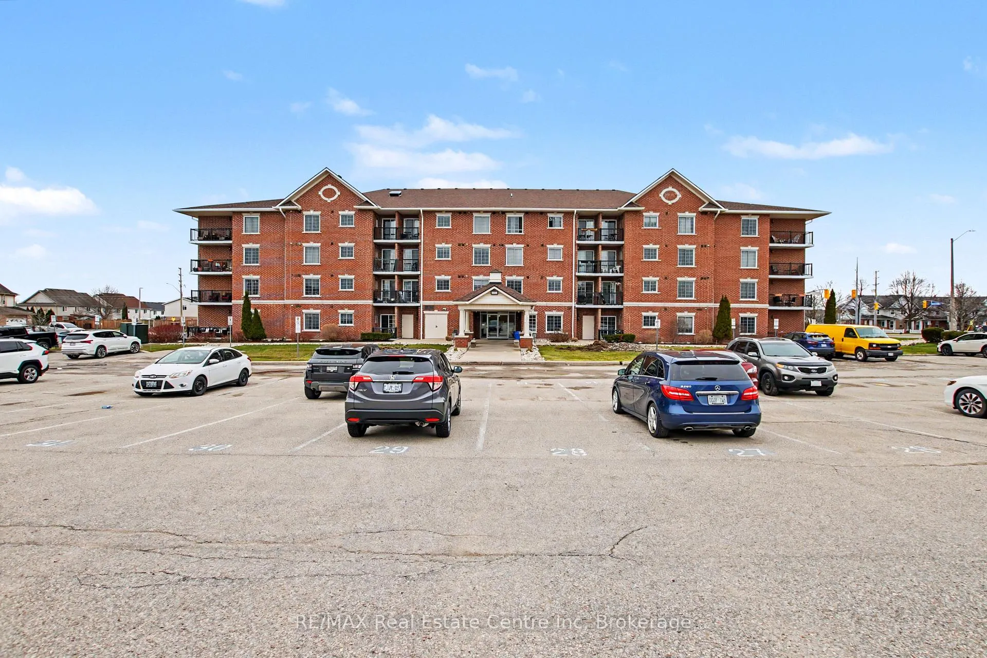 Photo 2 of Unit 409, 415 Grange Road, Guelph, Grange Road — HOMEH