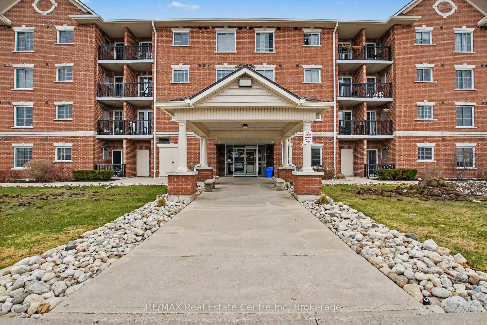 Photo 4 of Unit 409, 415 Grange Road, Guelph, Grange Road — HOMEH