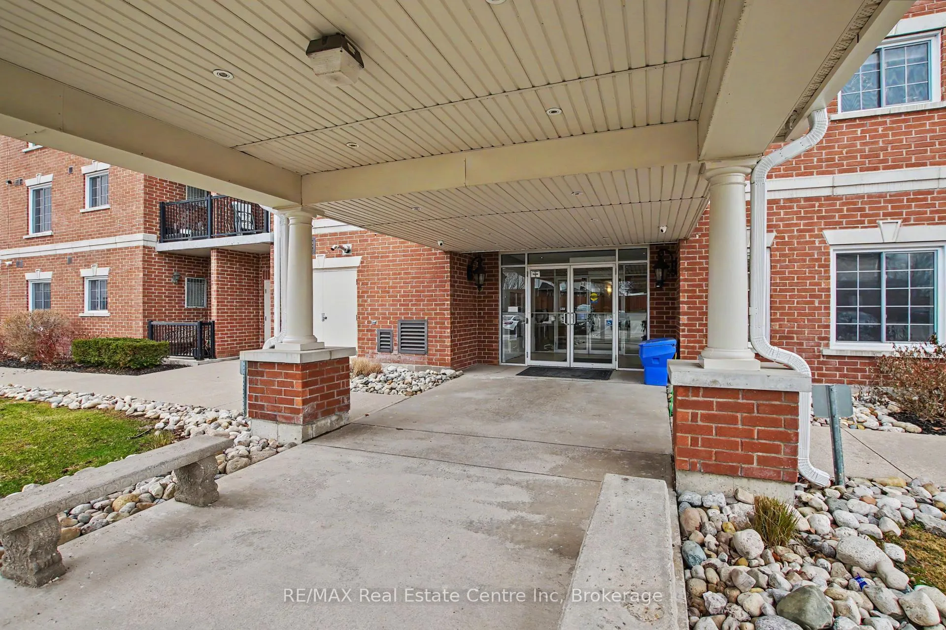 Photo 5 of Unit 409, 415 Grange Road, Guelph, Grange Road — HOMEH