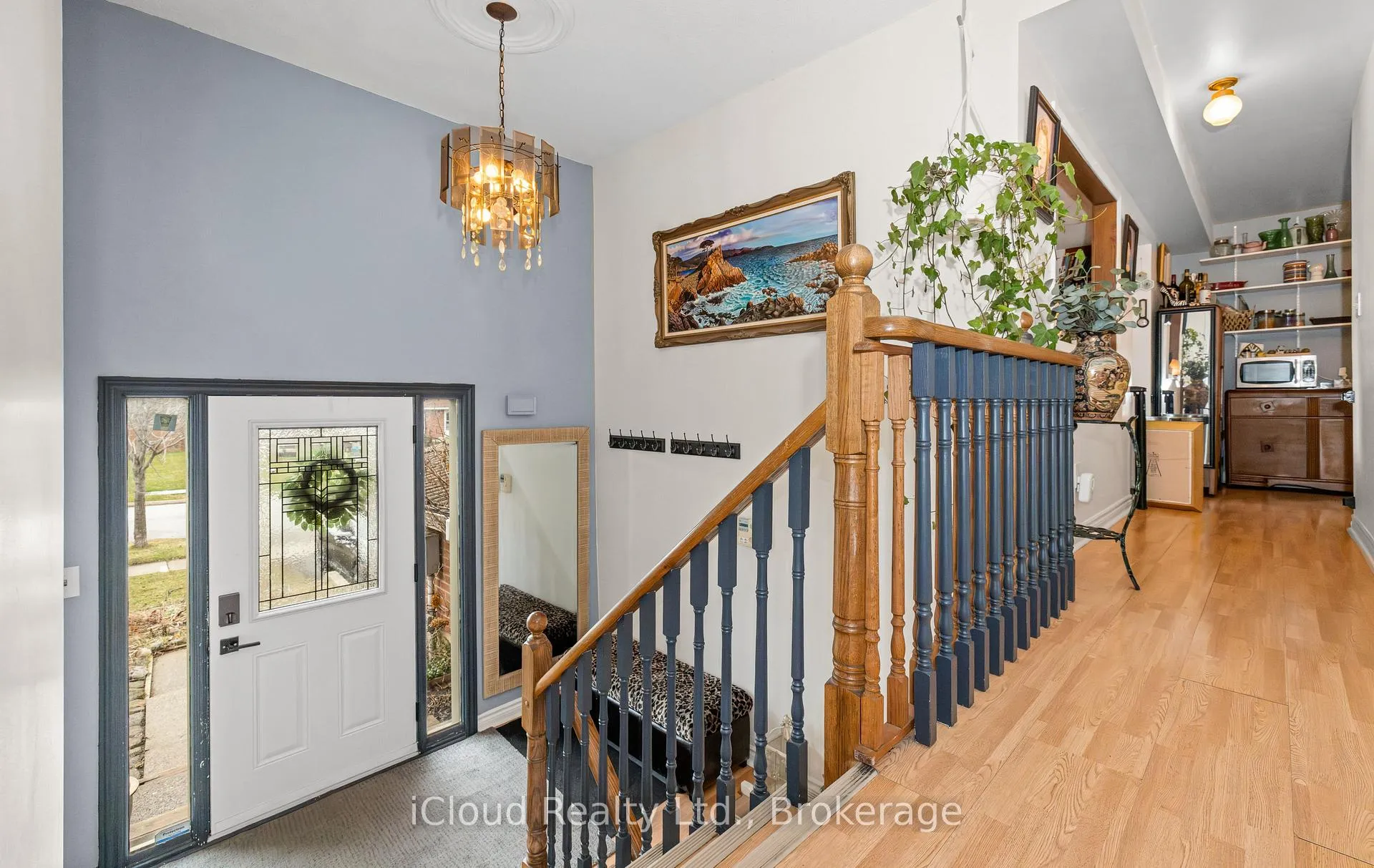 Photo 3 of 595 Clover Park Crescent, Milton, Bronte Meadows — HOMEH