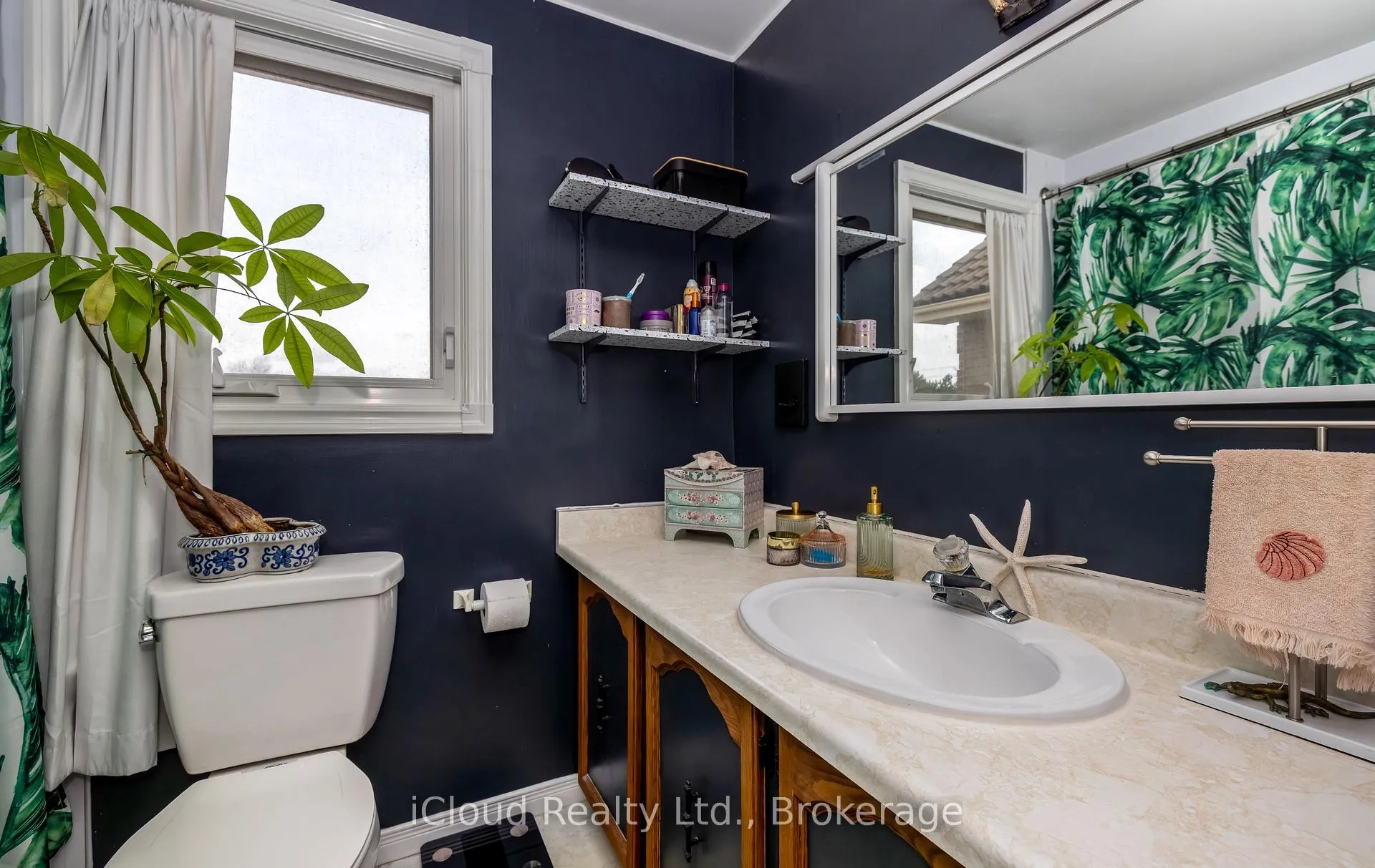 Photo 20 of 595 Clover Park Crescent, Milton, Bronte Meadows — HOMEH