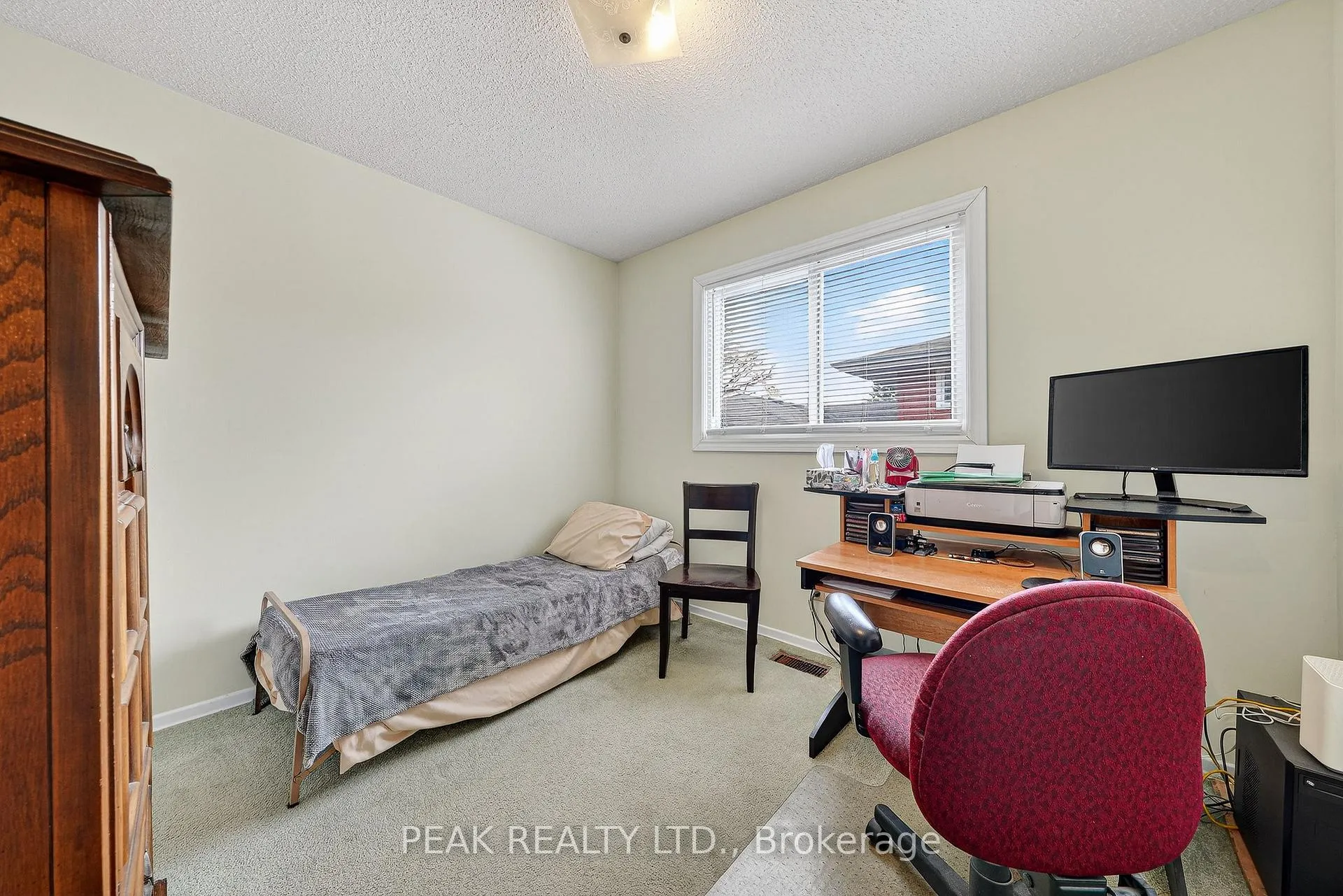 Photo 20 of 229 Laurentian Drive, Kitchener — HOMEH