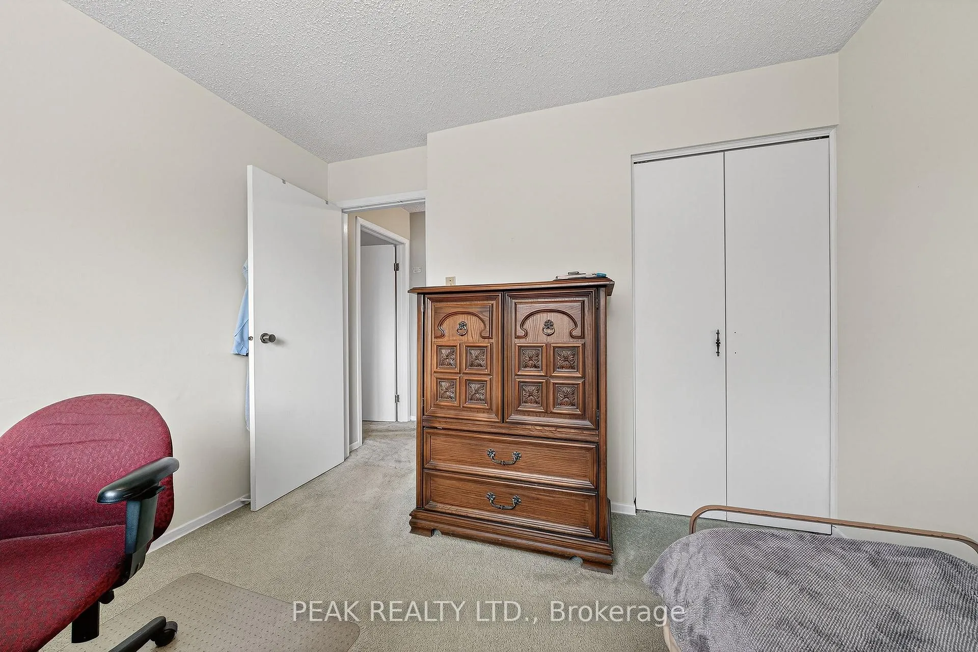 Photo 21 of 229 Laurentian Drive, Kitchener — HOMEH