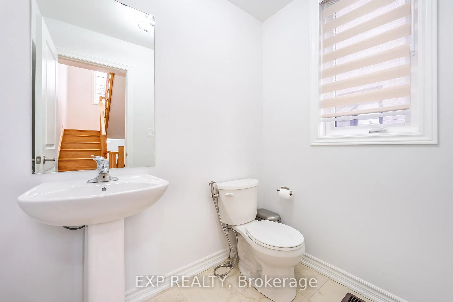Photo 24 of 51 Ahchie Court, Vaughan, Patterson — HOMEH